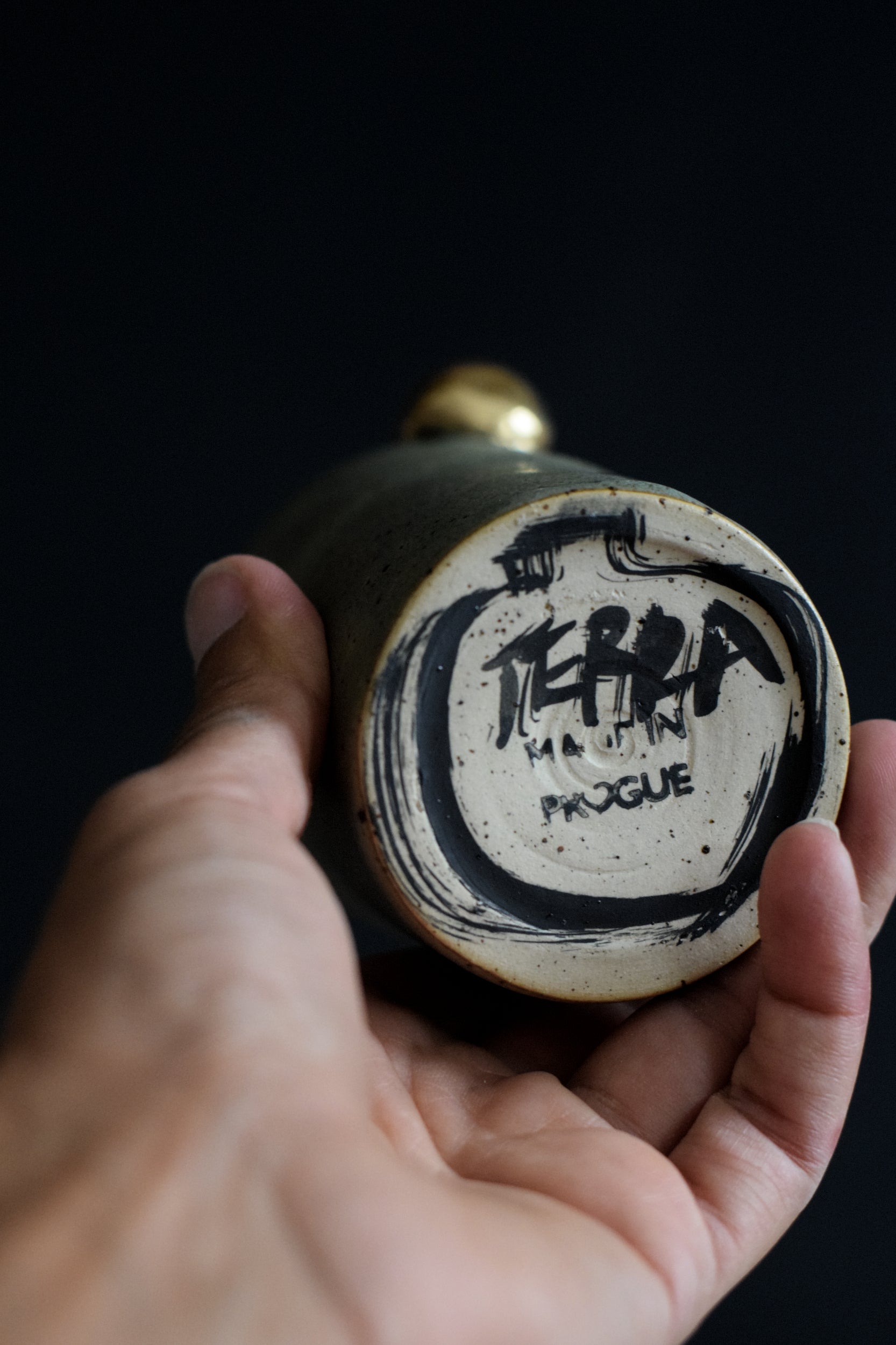 Terra Ceramics Prague TAK šálek 200 ml mechová zeleň perla