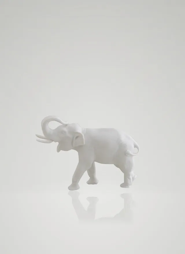 Augarten Elephant figurka slon stojící bílá porcelán