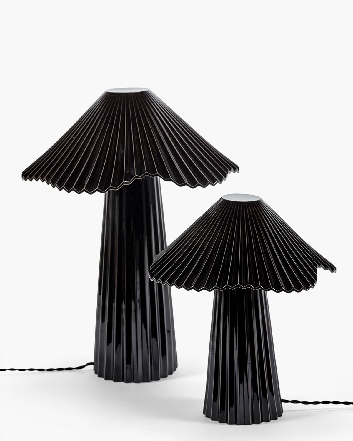 Serax Uala stolní lampa L černobílá porcelánová