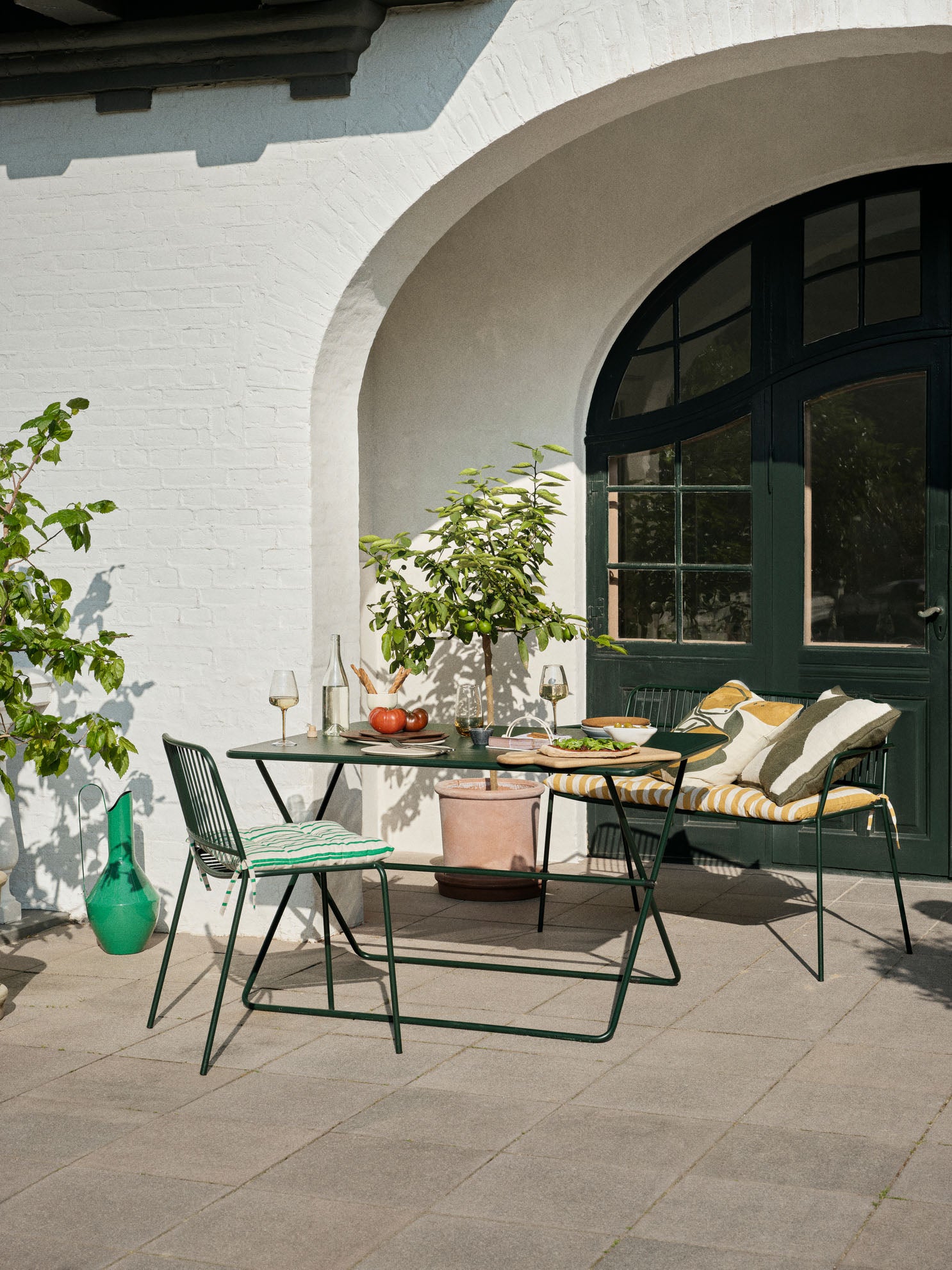 Broste Copenhagen Eden Garden Table stolek venkovní