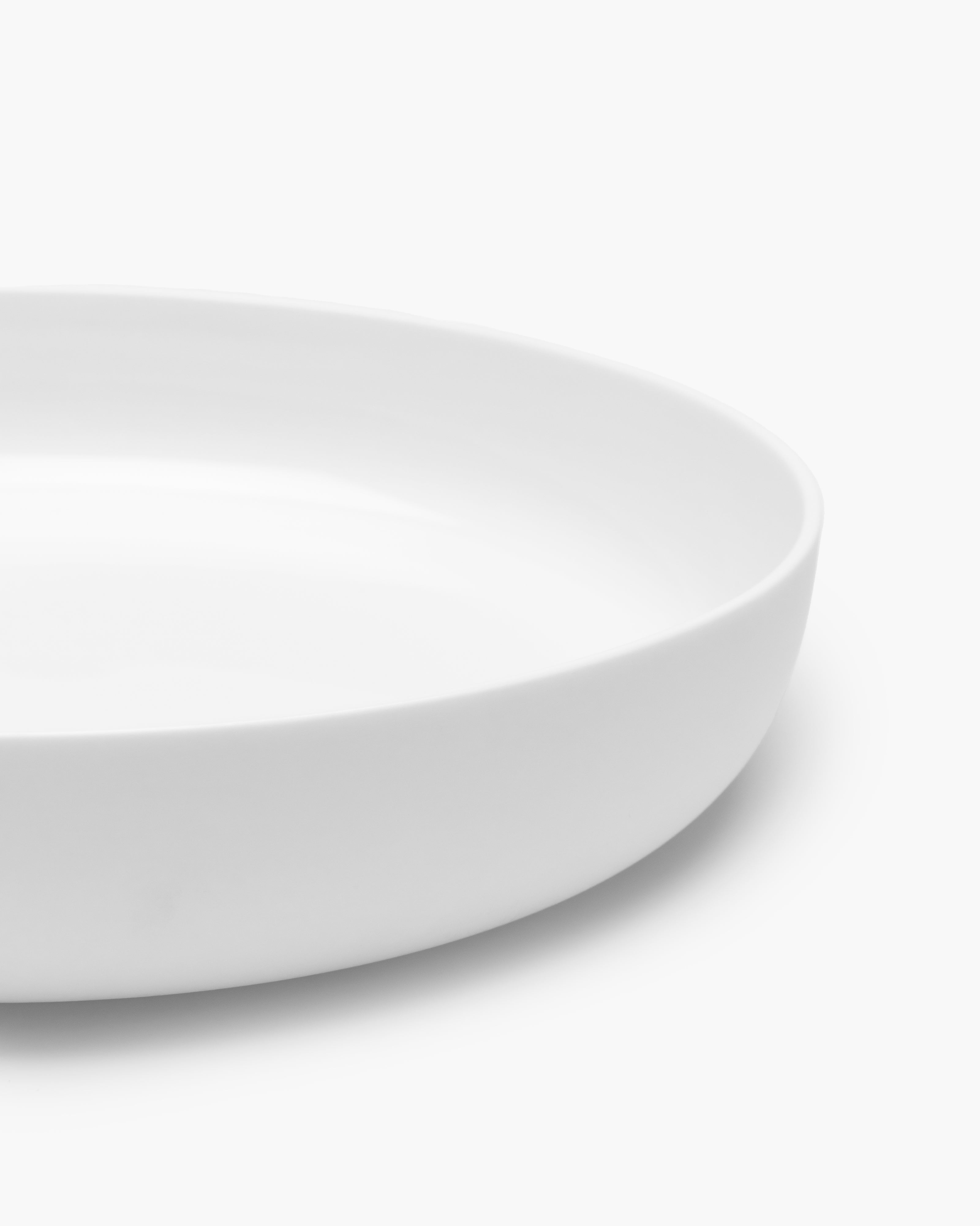 Serax Base L hluboký talíř bílý kostní porcelán