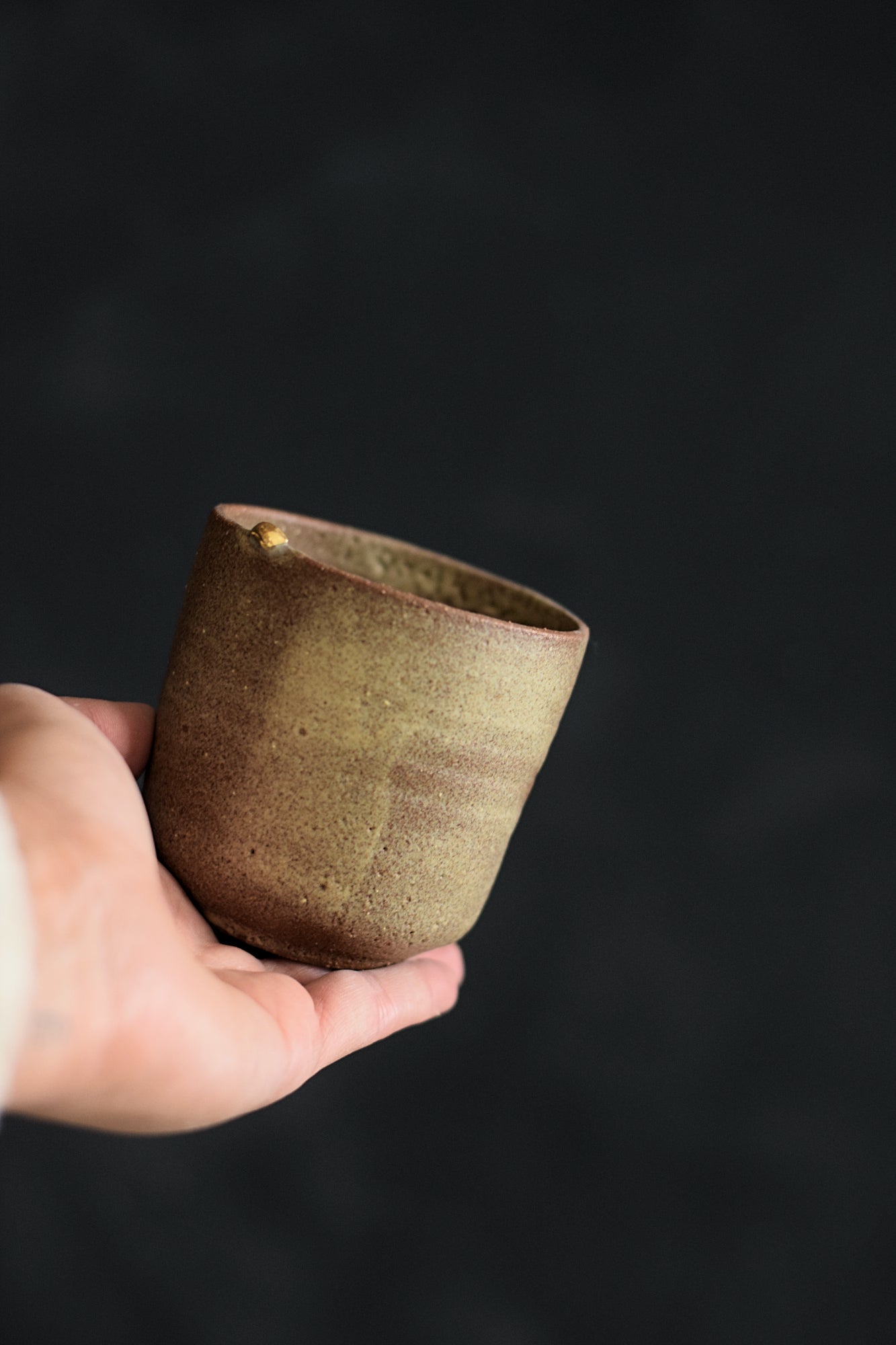 Terra Ceramics Prague Mamatchas šálek 200 ml savana zlato