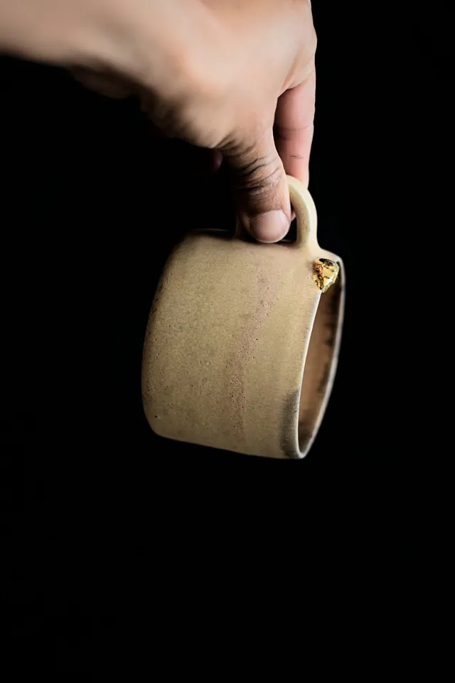 Terra Ceramics Prague CHIMCHIMS hrnek La petite cheminée 300 ml béžový