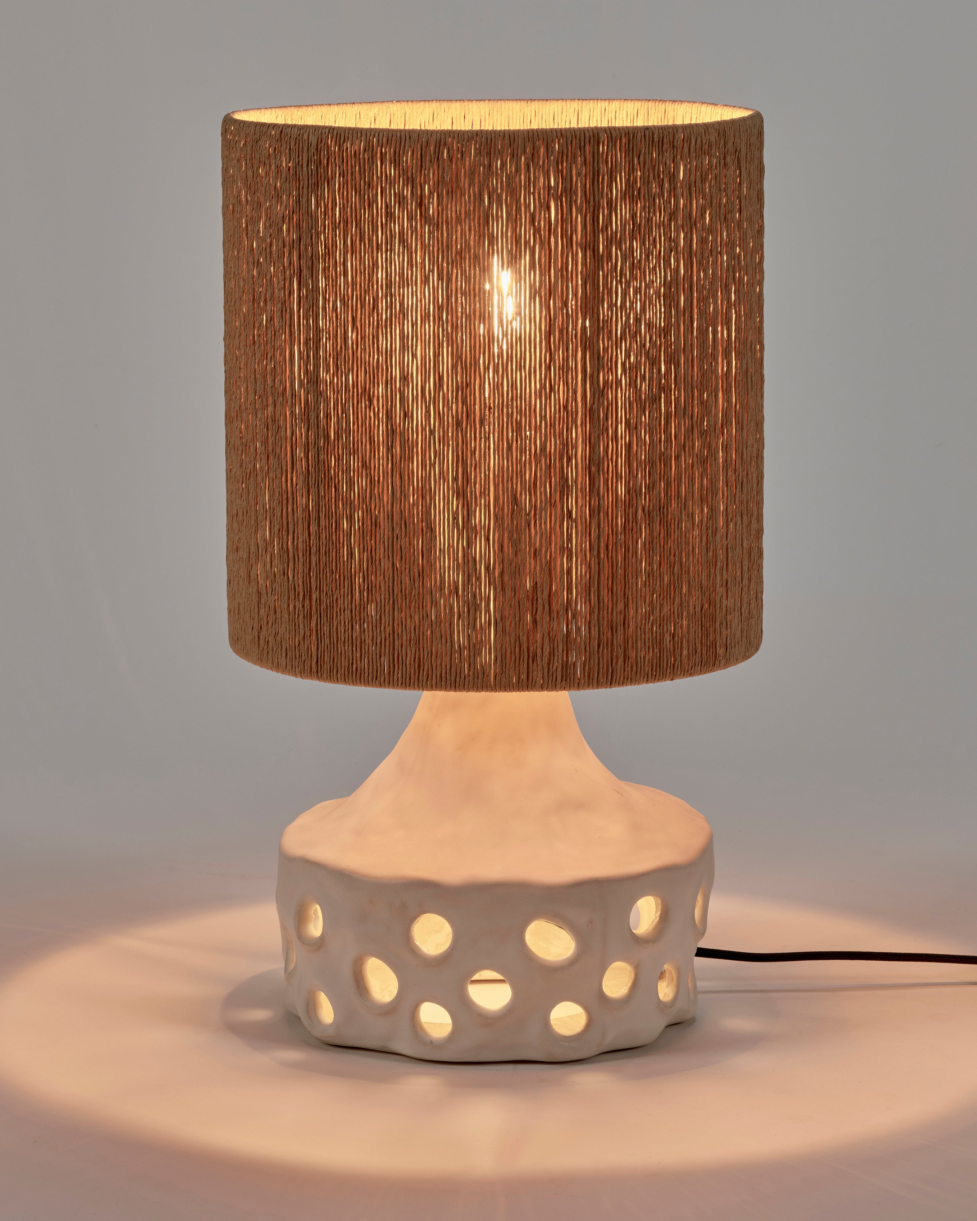 Serax Oya 02 stolní lampa hnědá keramická