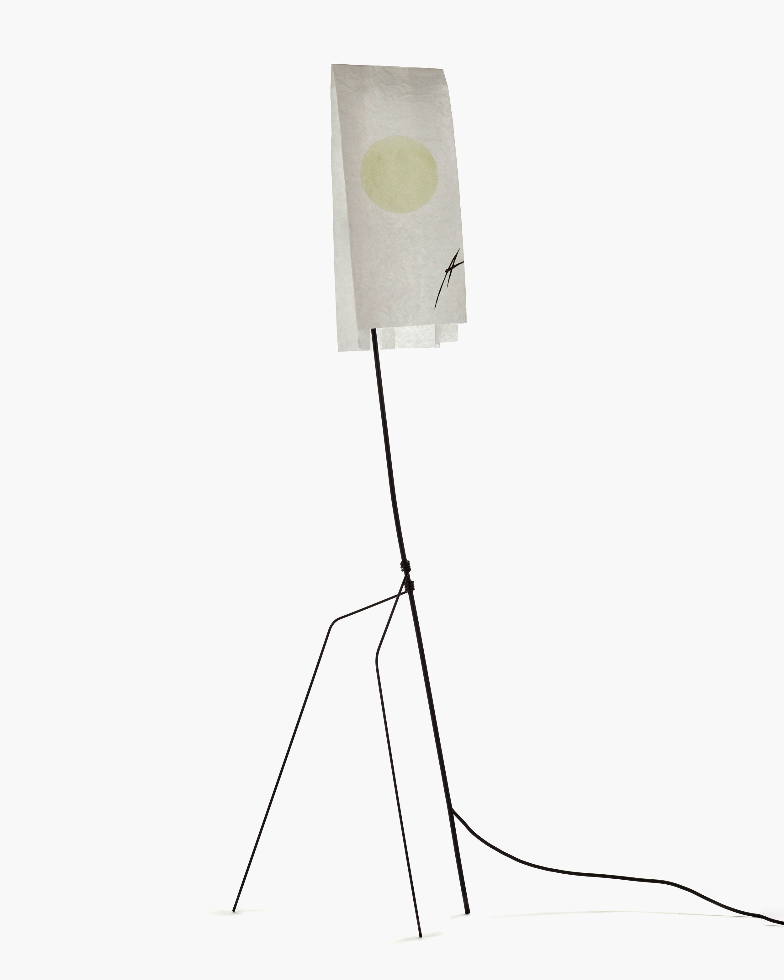 Serax EO stolní lampa černobílá s výměnným stínít.