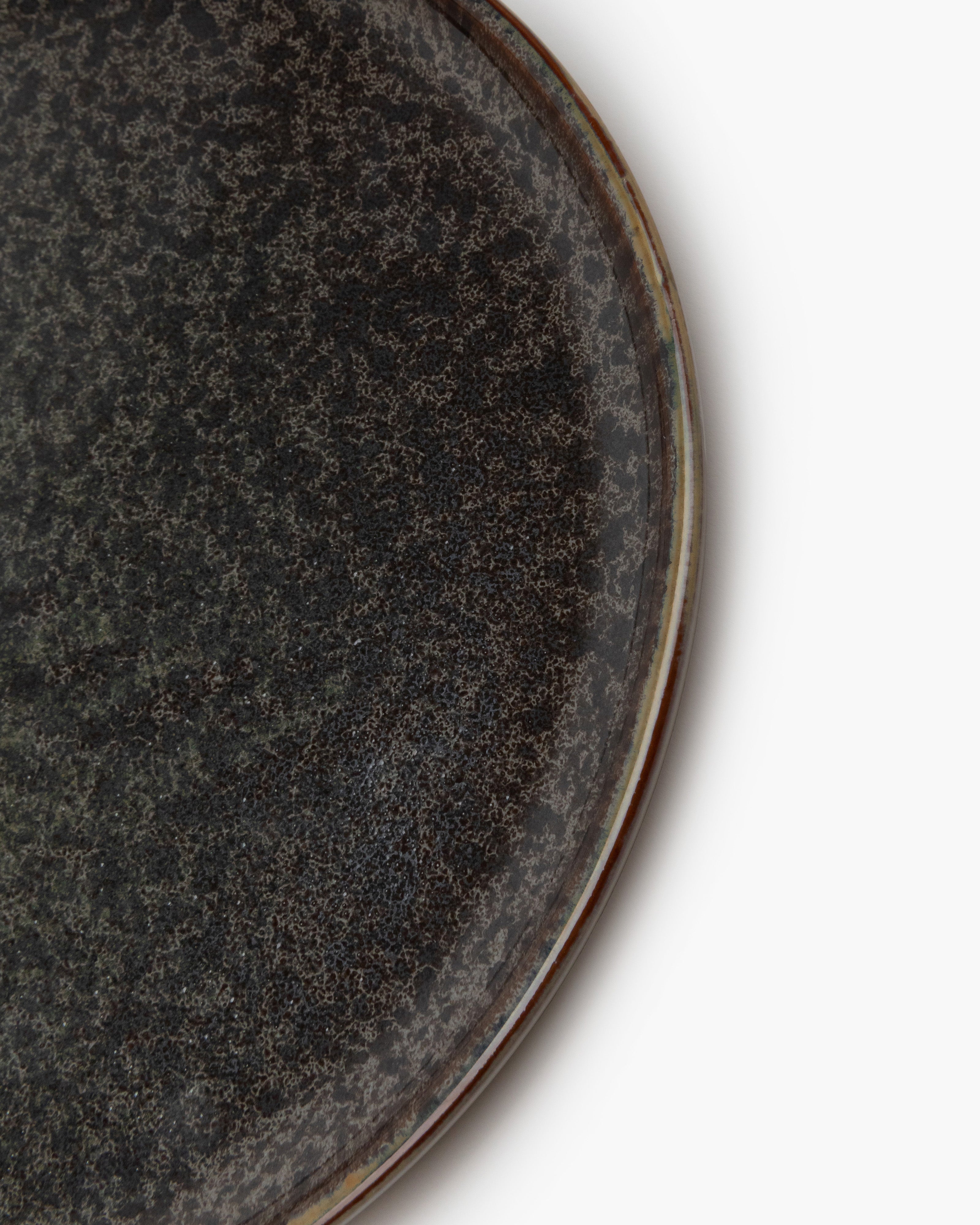 Serax Surface snídaňový talíř indi šedý kamenina