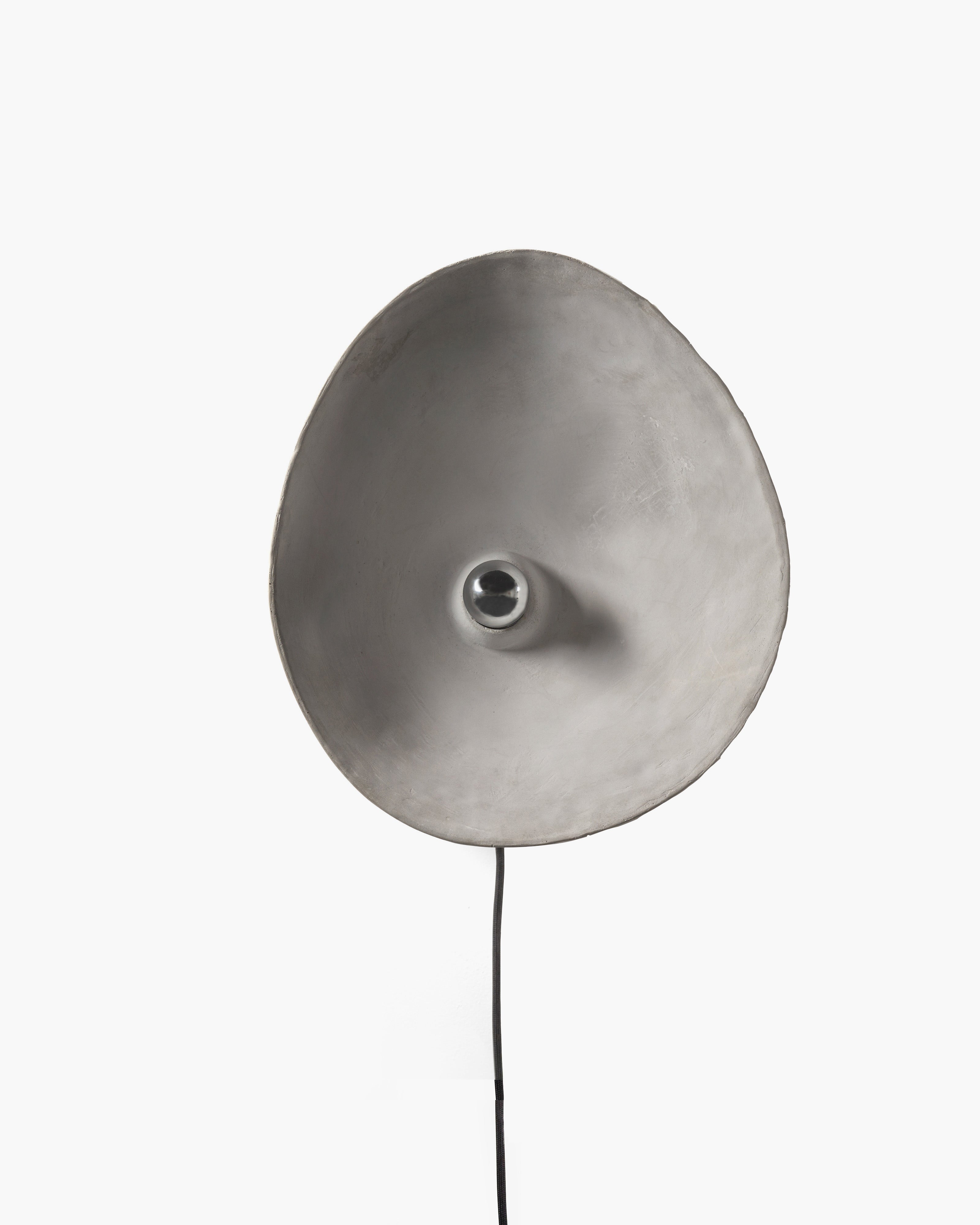 Serax Chadophe M nástěnná lampa betonová šedá