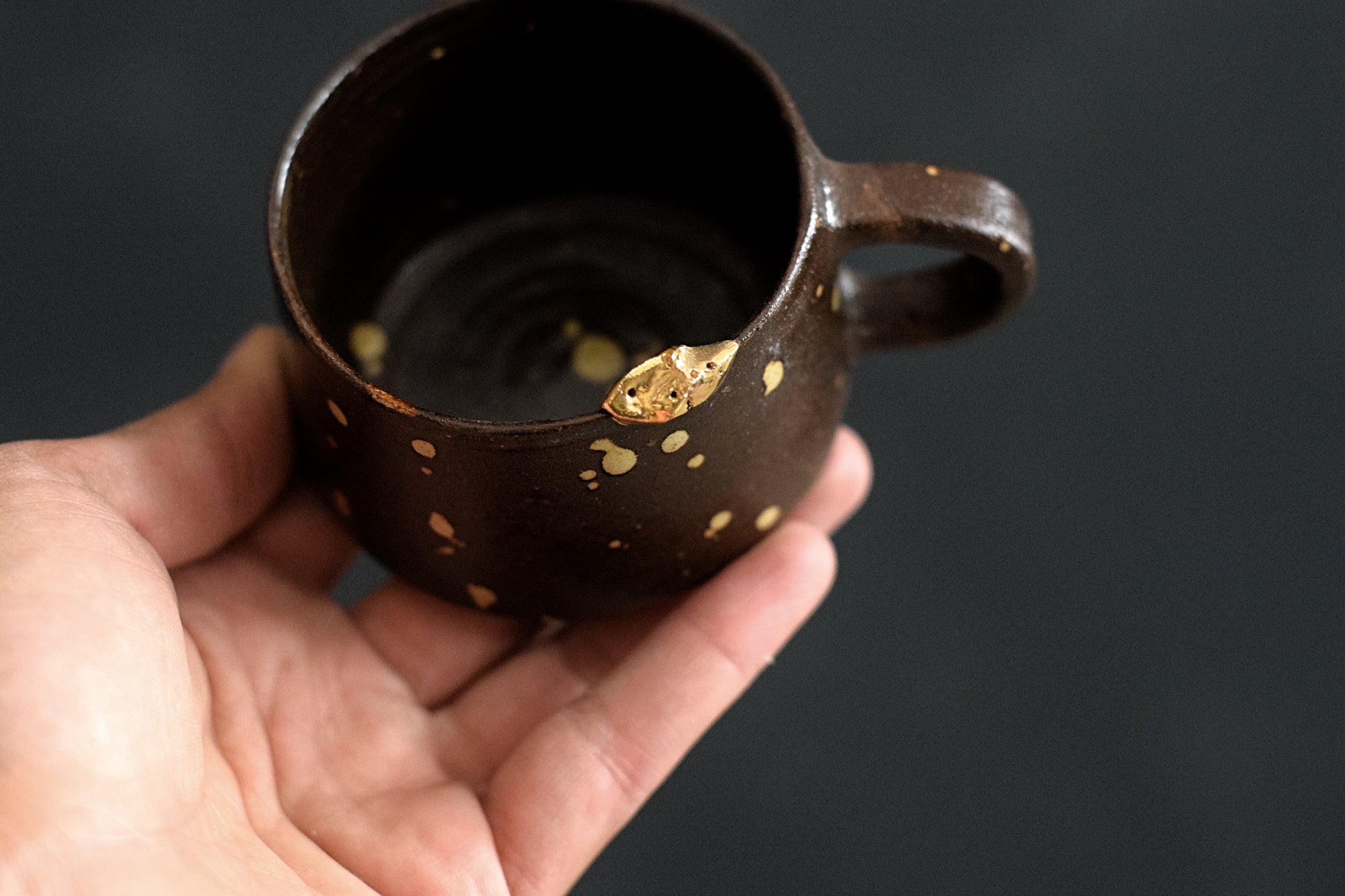 Terra Ceramics Prague CHIMCHIMS espresso šálek 100 ml hnědý