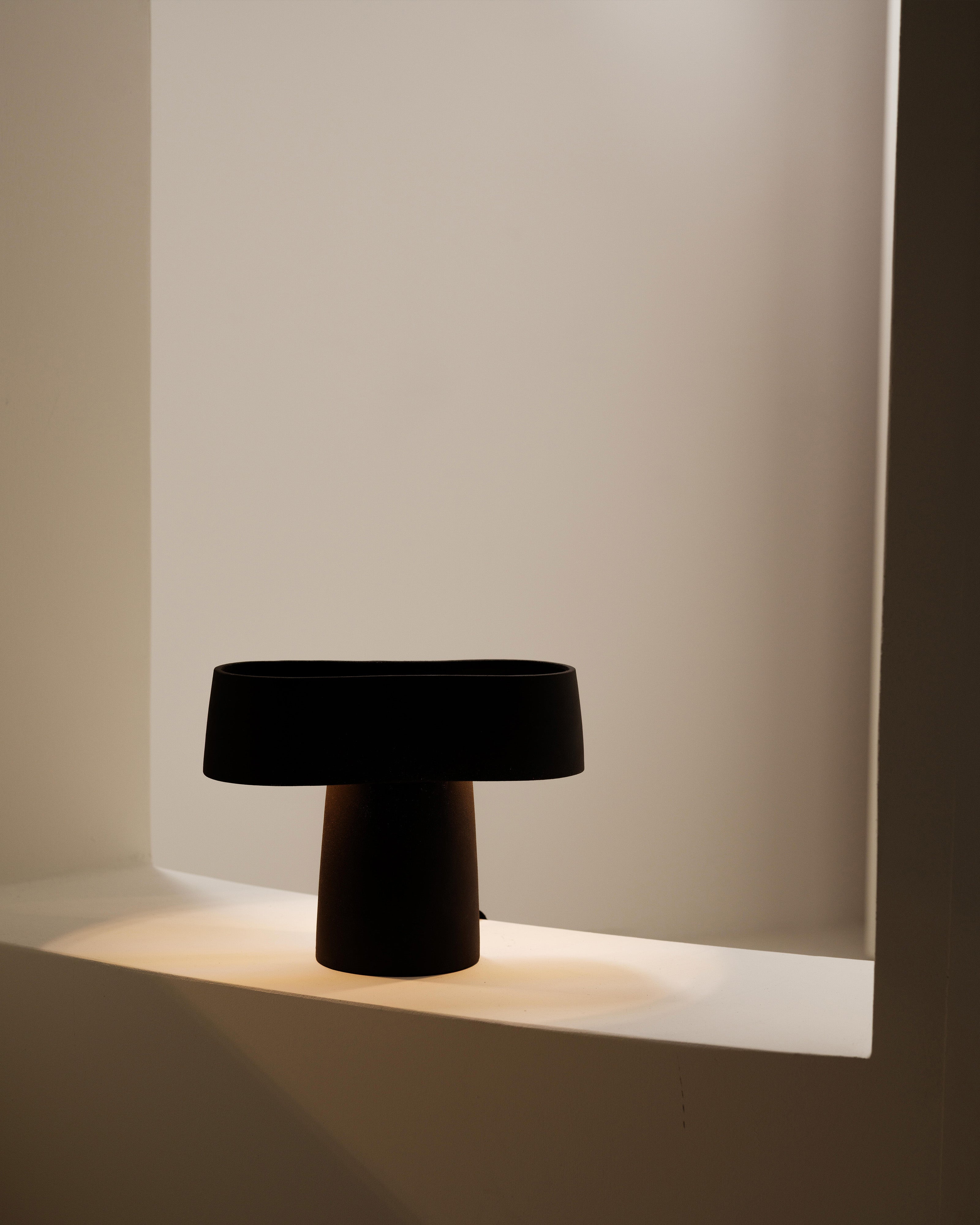 Serax Romé 02 stolní lampa tmavě šedá šamot