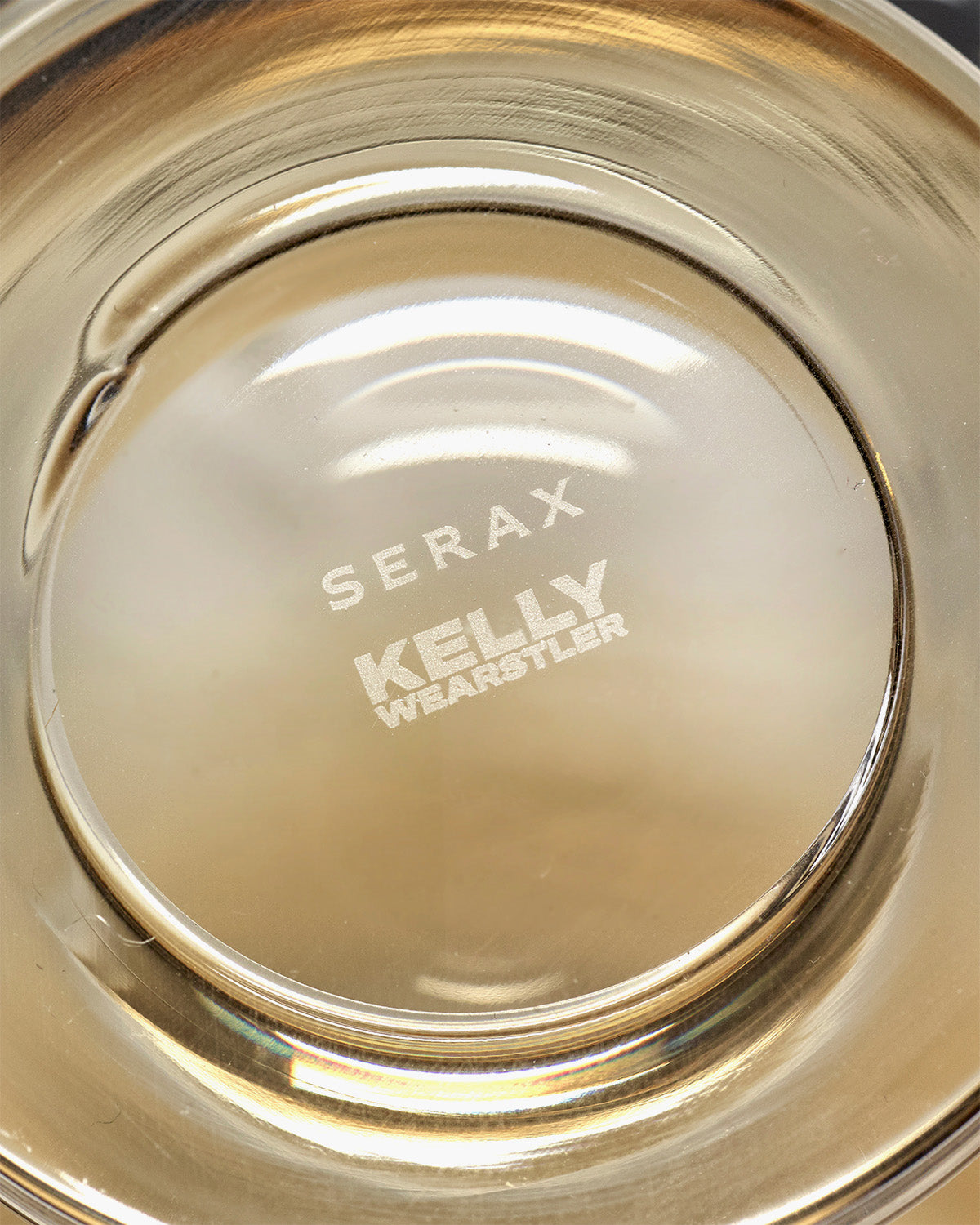 Serax Zuma nízká miska na nožce S jantarová sklo