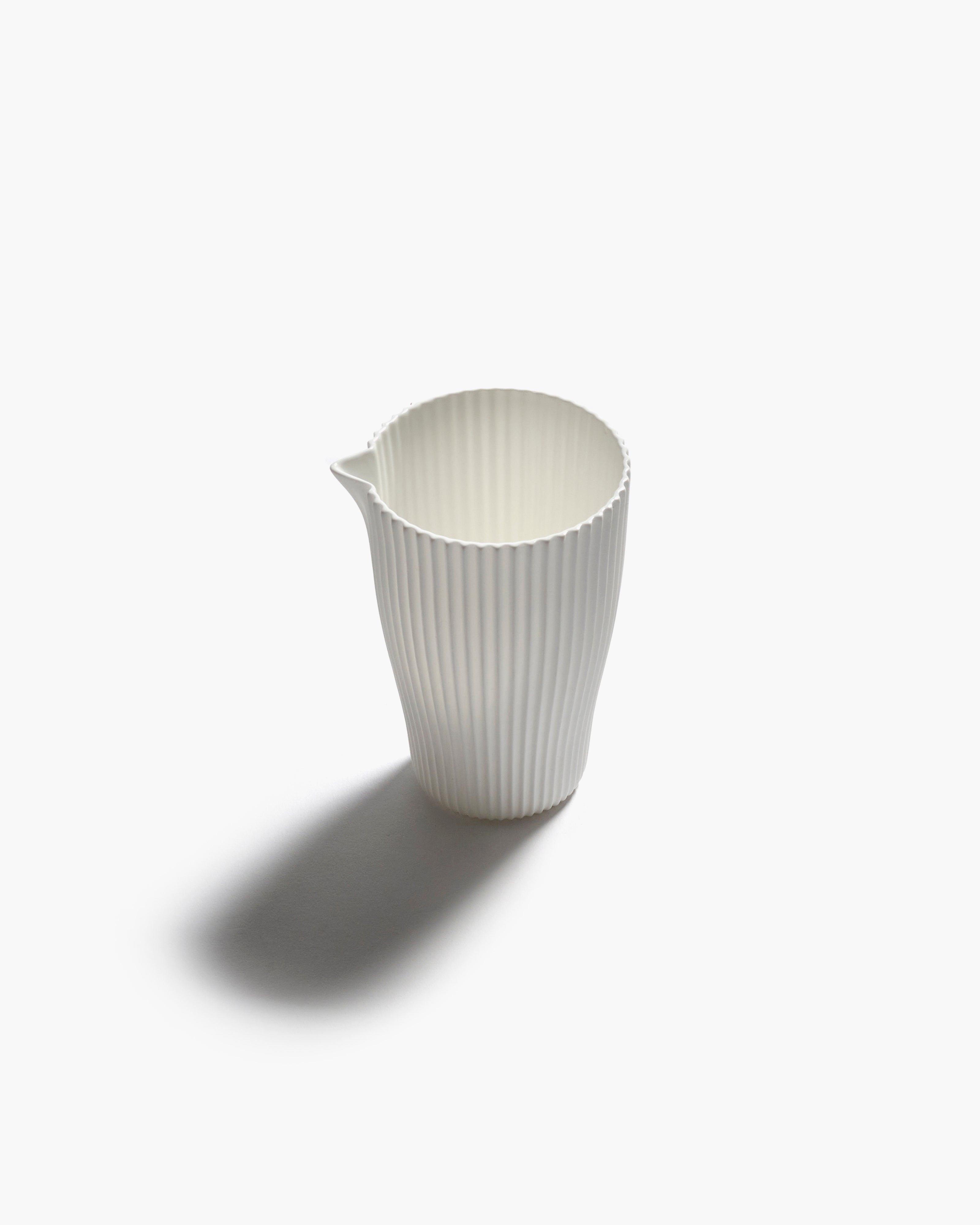 Serax Nido džbán M bílý porcelánový