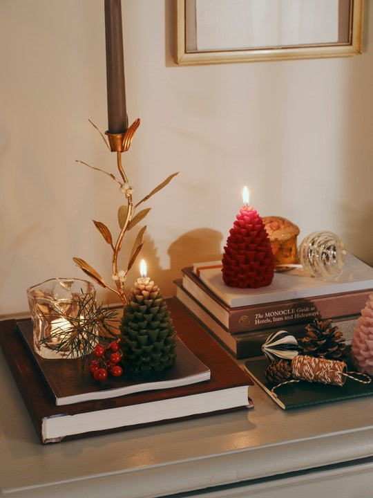 Broste Copenhagen Pine Figure svíčka vánoční borovice