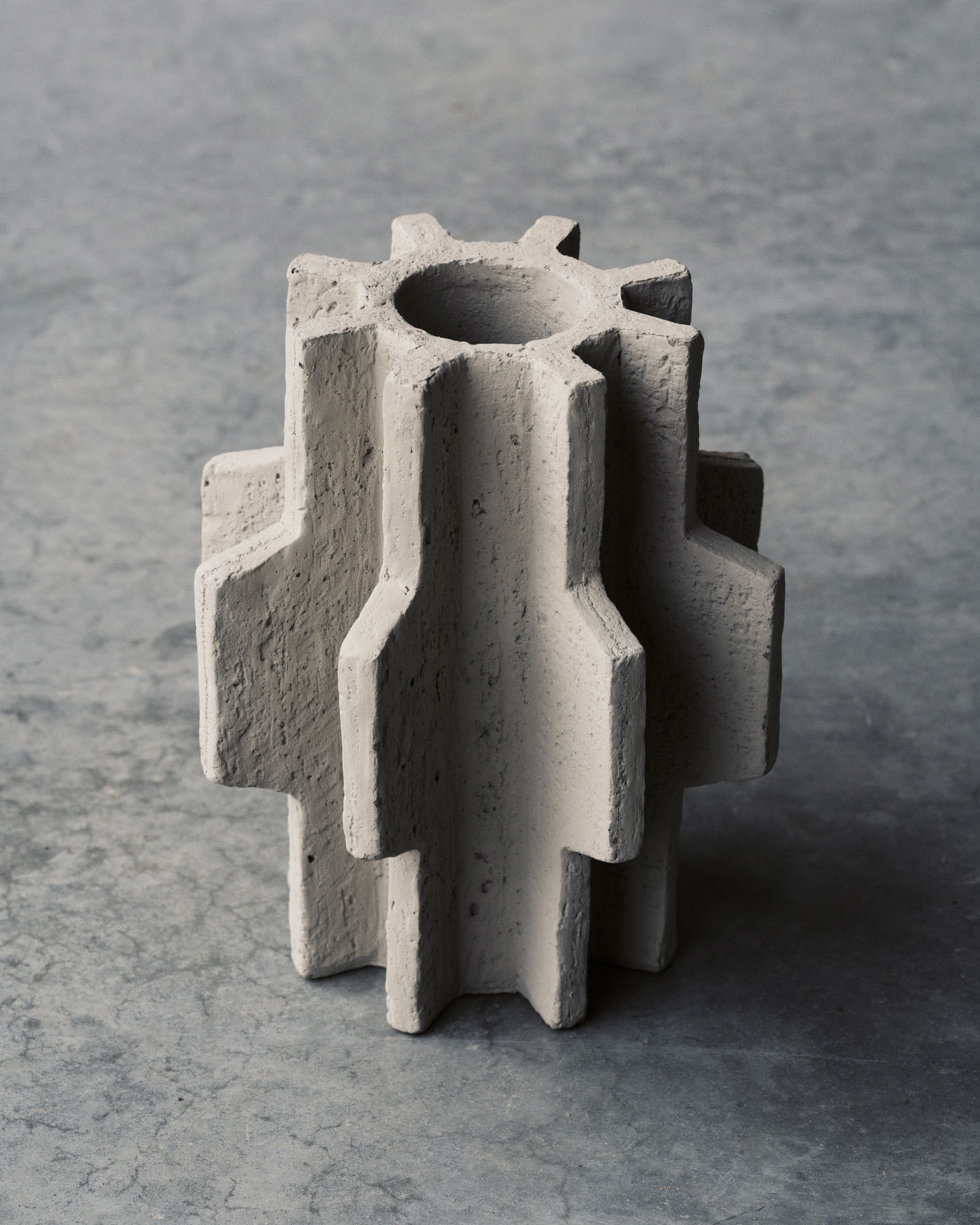 Serax FCK Vase 01 váza cement