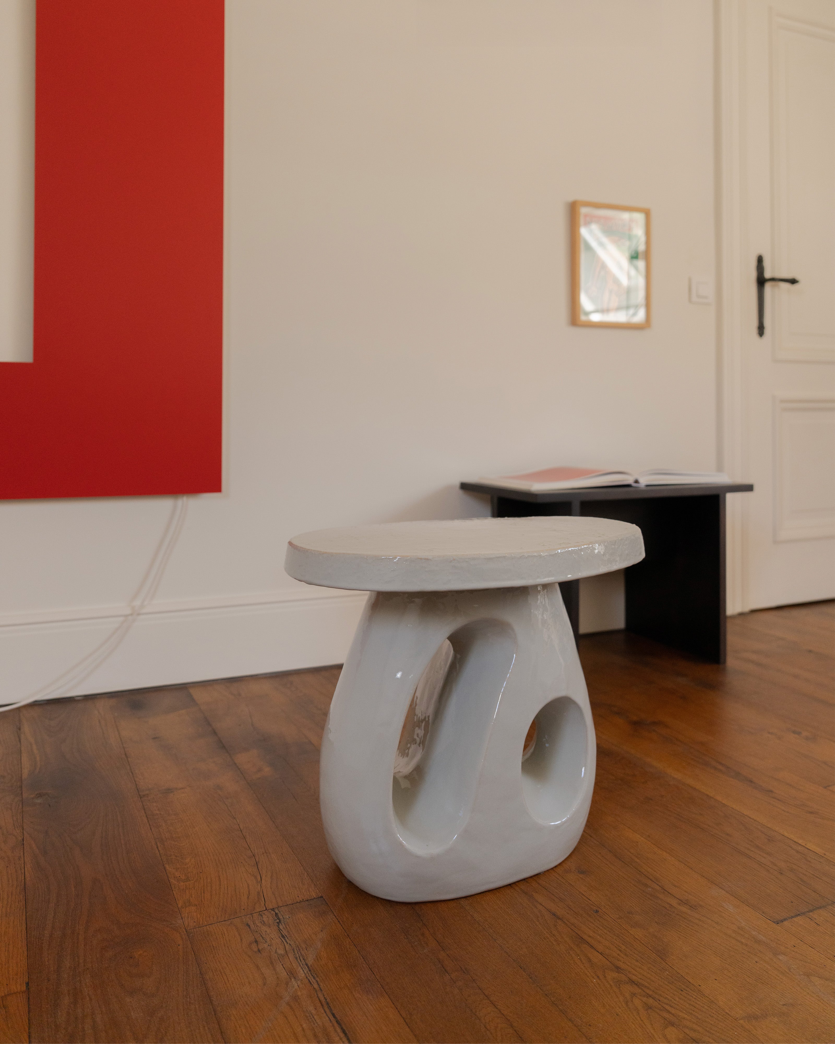 Serax Amé Side Table 10 keramický stolek šedý
