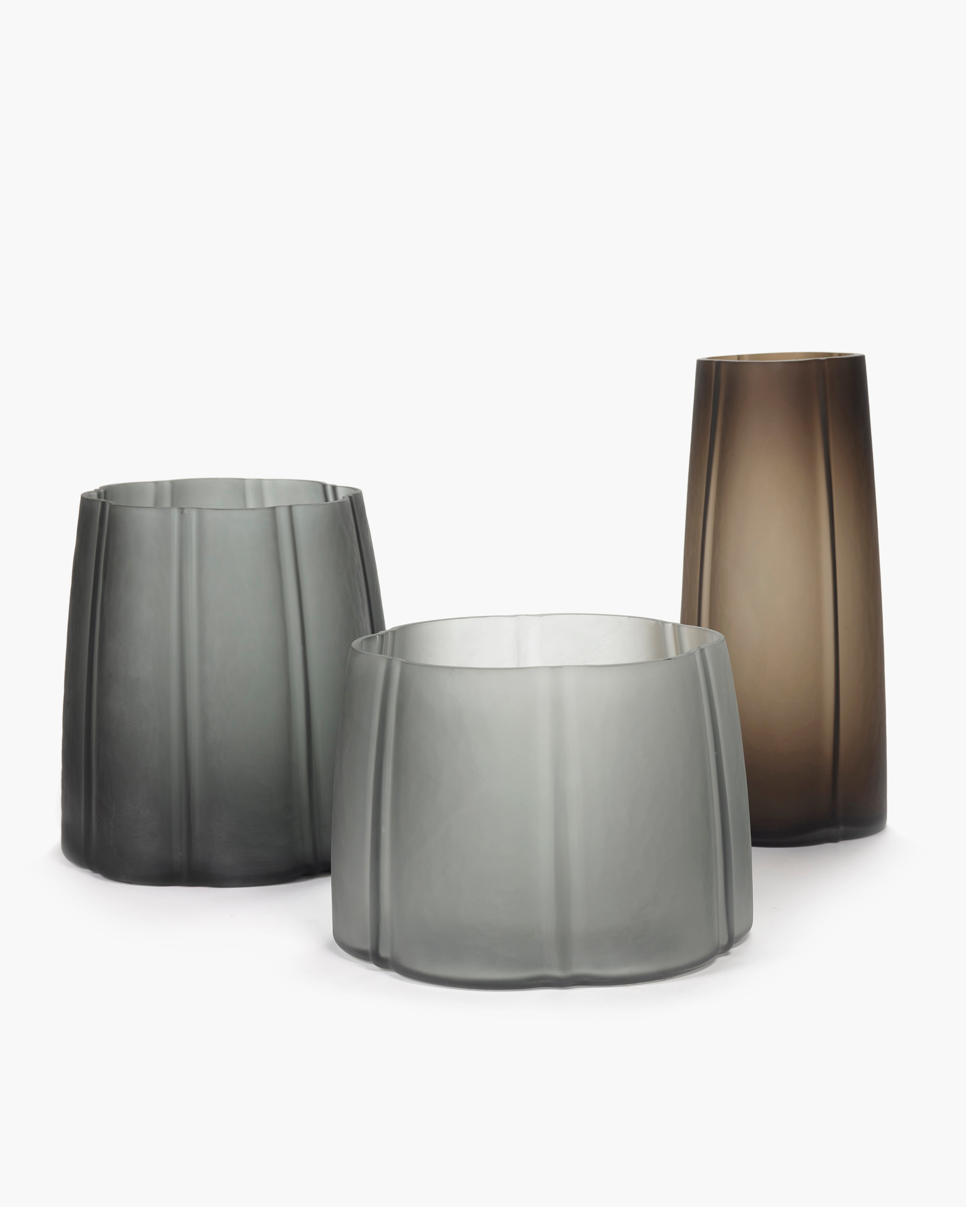Serax Shapes váza hnědá skleněná matná