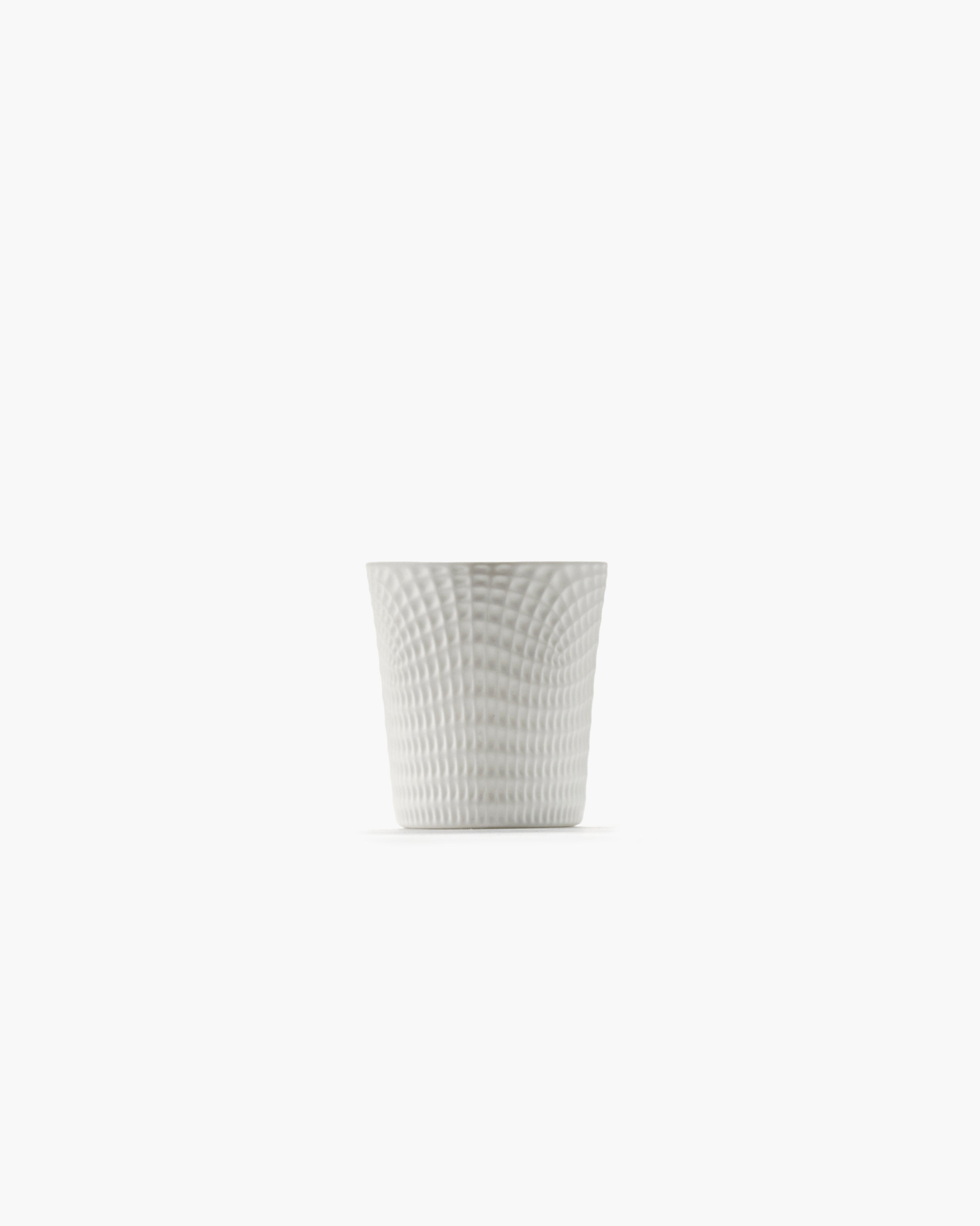 Serax Nido č.2 šálek bílý porcelán