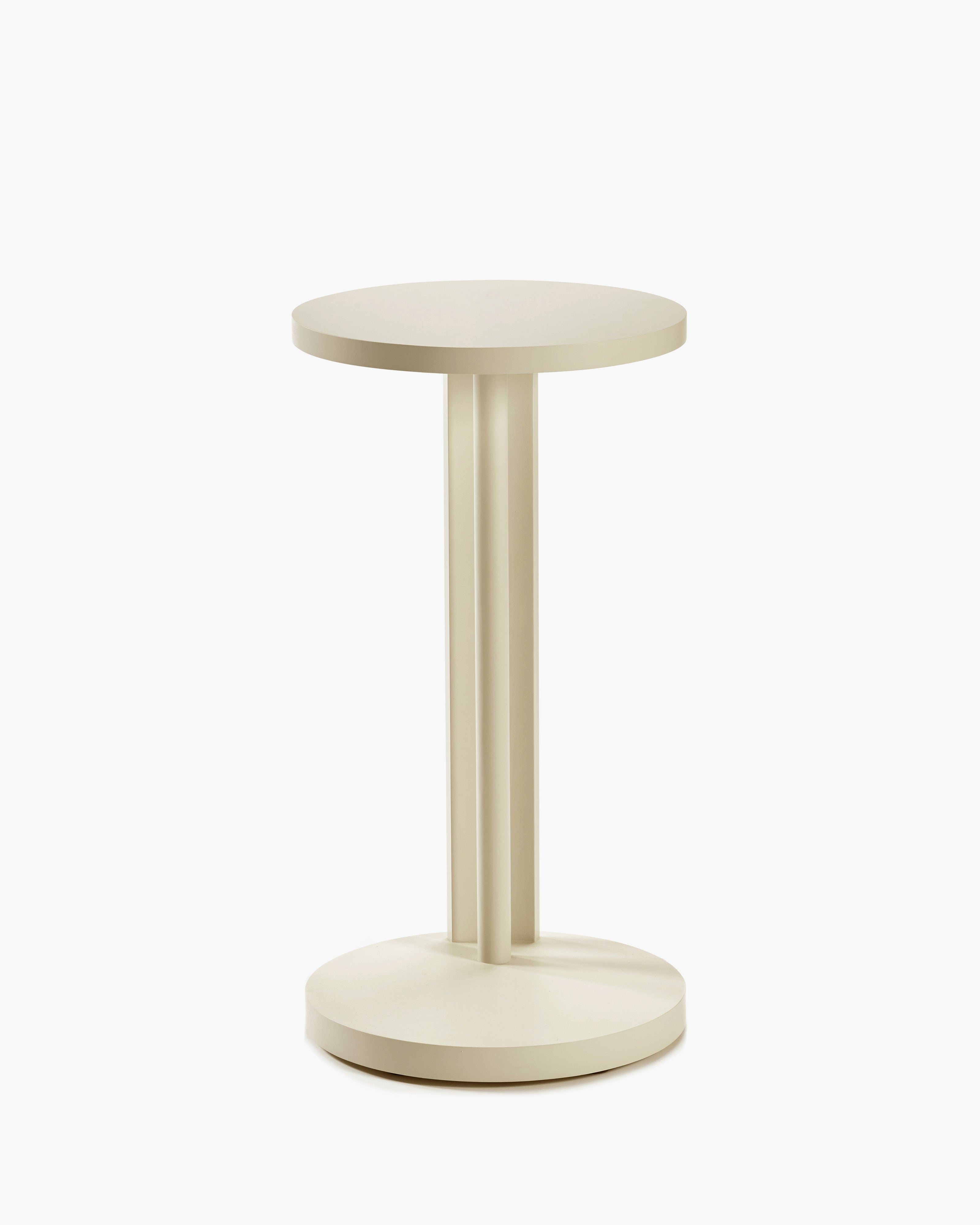 Serax Aura Side Table L stolek krémový se světlem