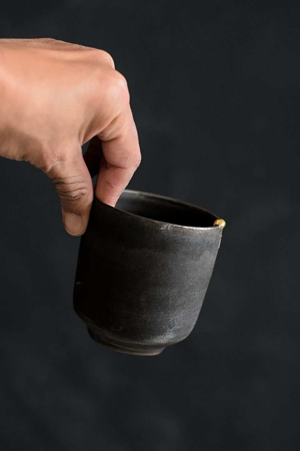 Terra Mamatchas šálek 200 ml černá charcoal se zlatem
