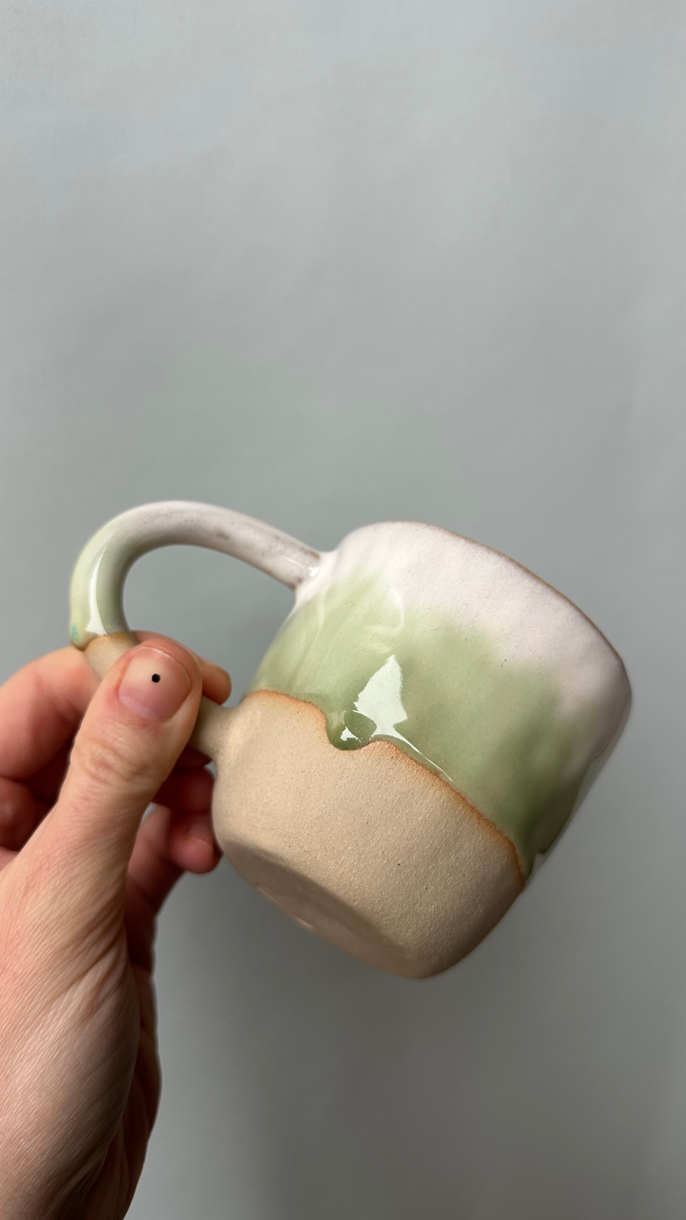 Engoba Matcha Latté hrnek 250 ml zelenkavý 1 ks