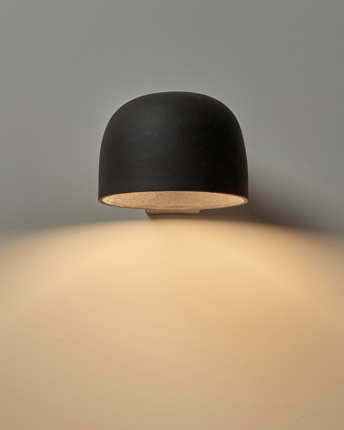 Serax Nova nástěnná lampa černá