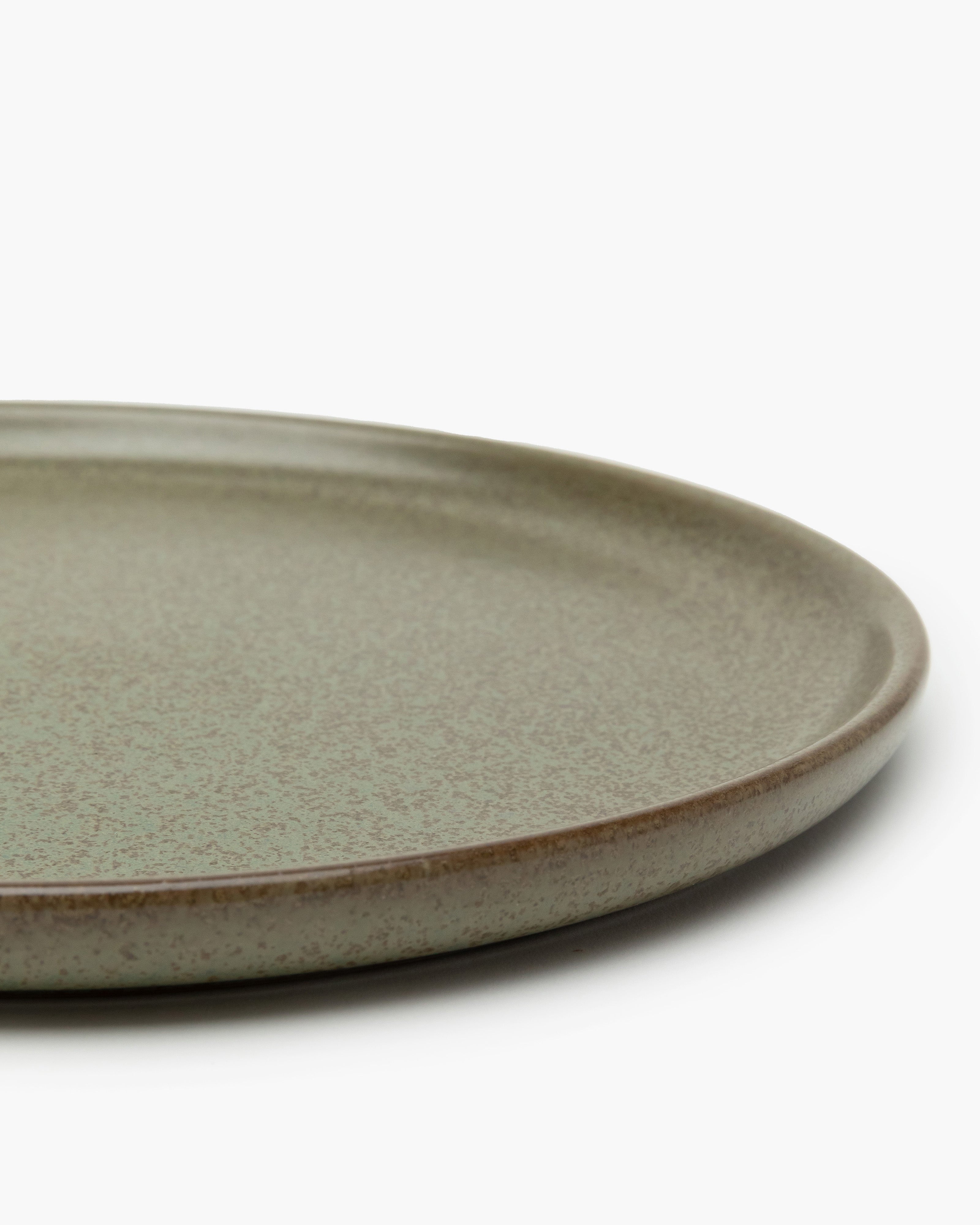 Serax Surface snídaňový talíř camo green reaktivní glazura