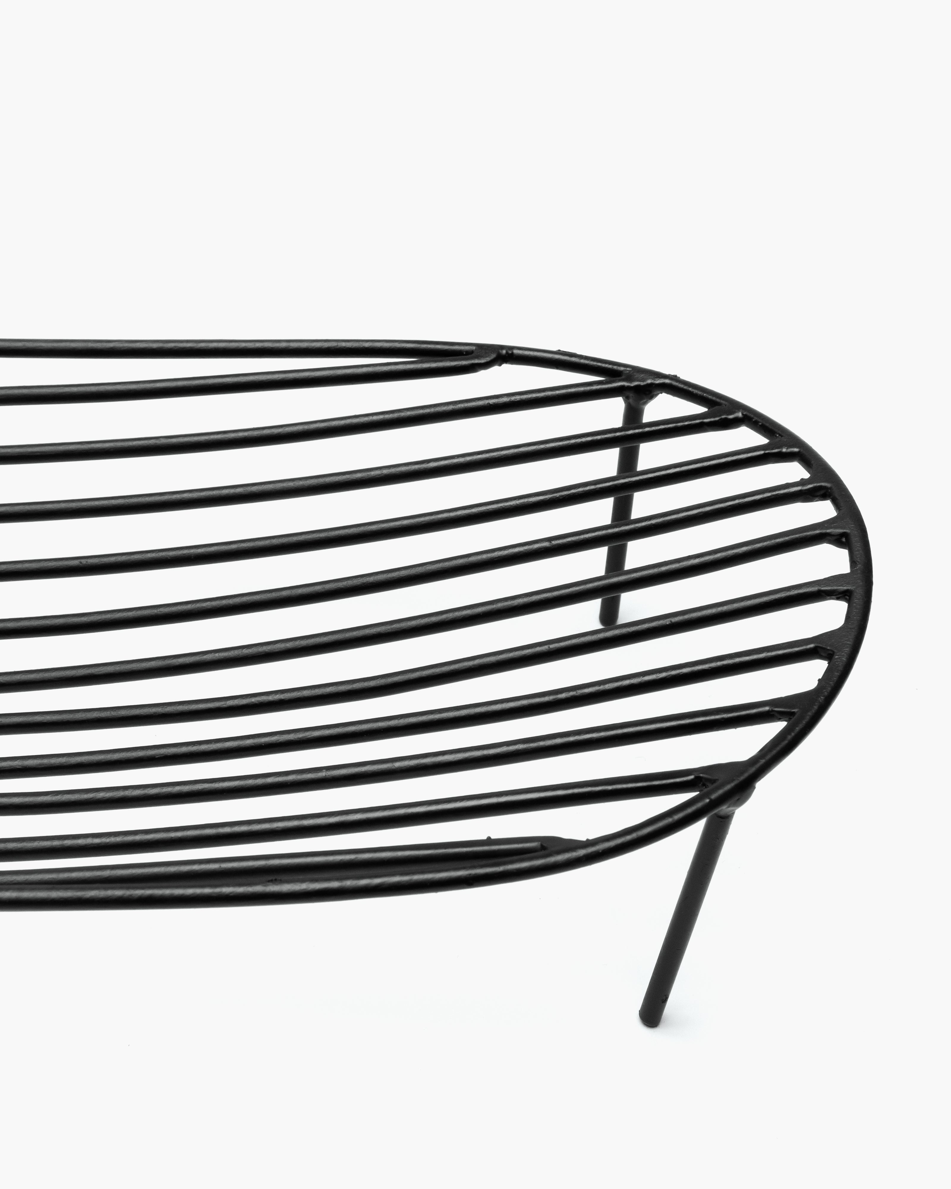 Serax Metal Sculptures Nana železný koš černý