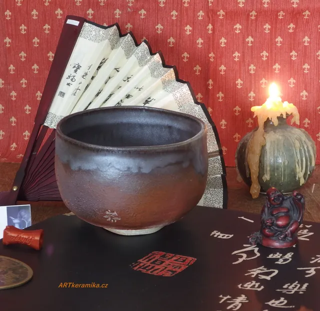 ARTkeramika Chawan s čínským čajem miska na matchu