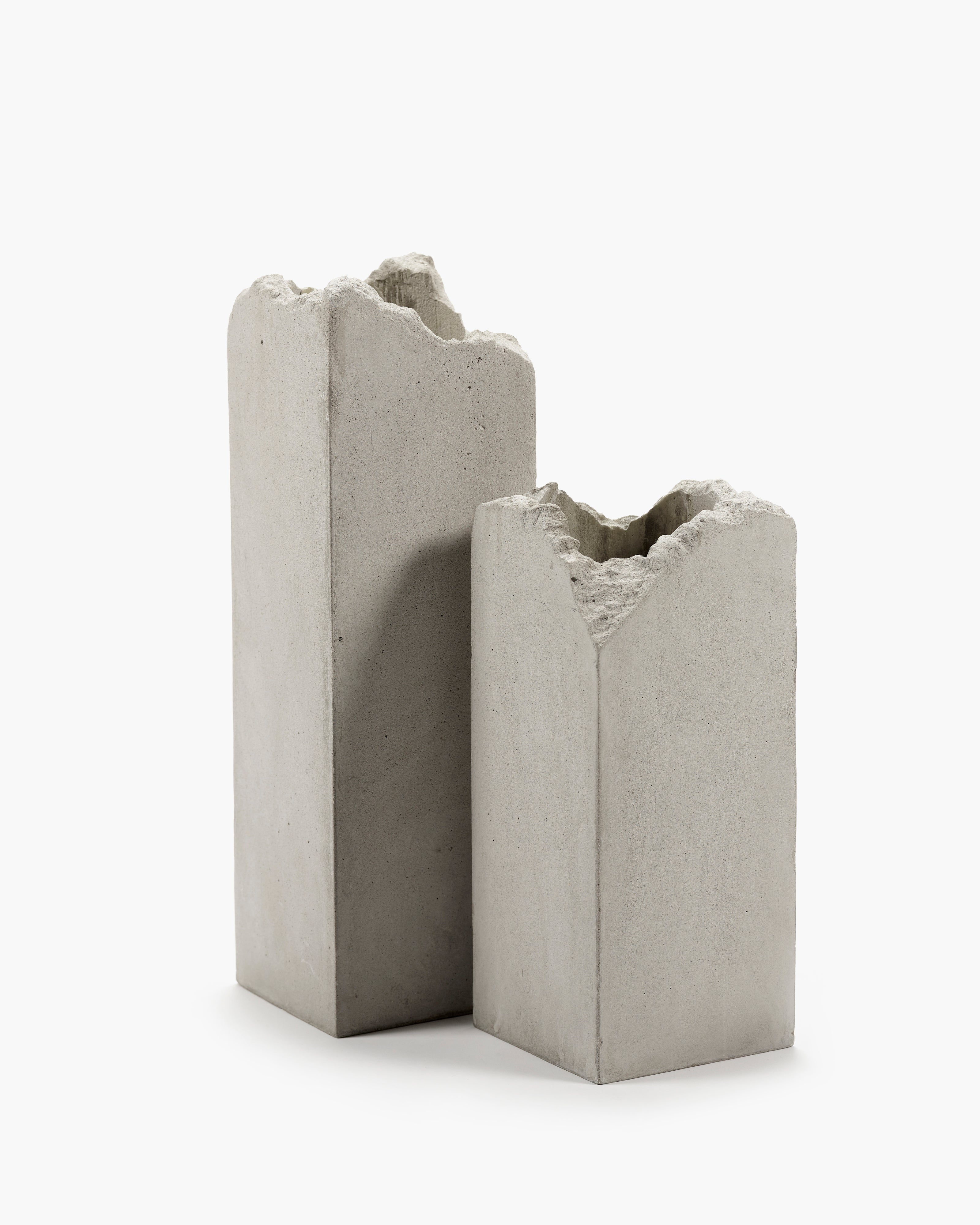 Serax Broquaine Vase L concrete váza šedá beton