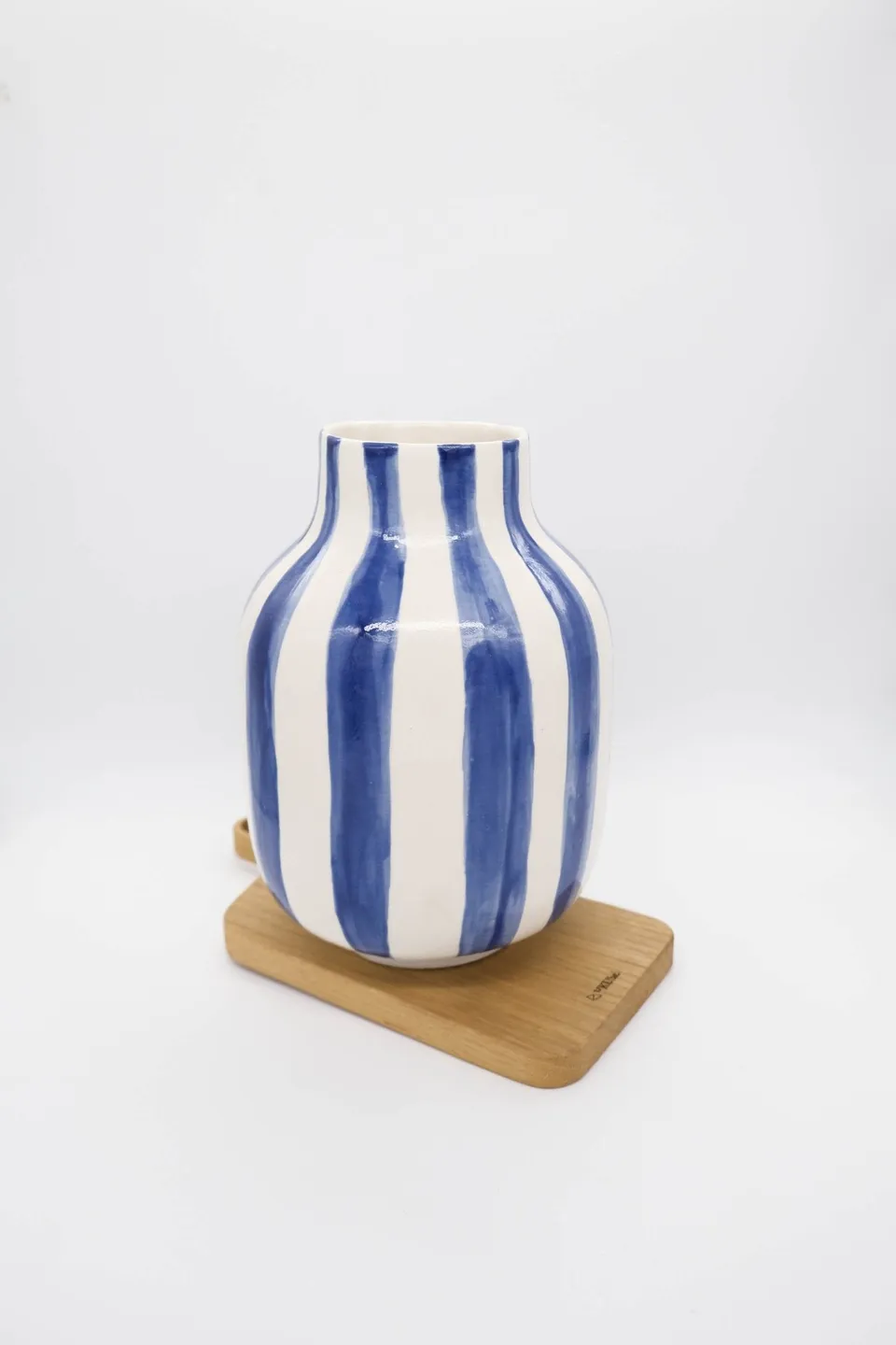 VKUSE Calla Pruh váza XL 27 cm porcelánová