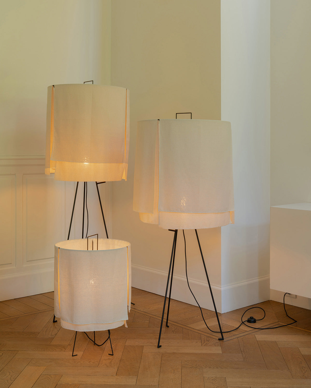 Serax Nomad stojací lampa S černá béžová