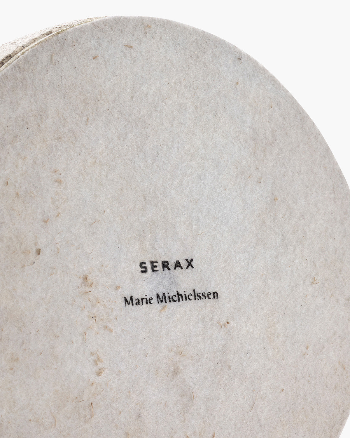 Serax Earth 03 stojací lampa bílá papír-mâché