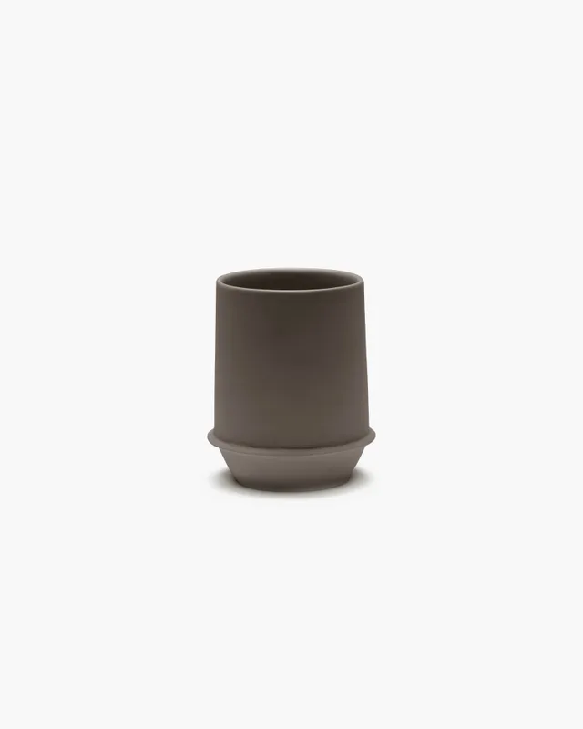 Serax Dune hrnek porcelánový tmavě hnědý