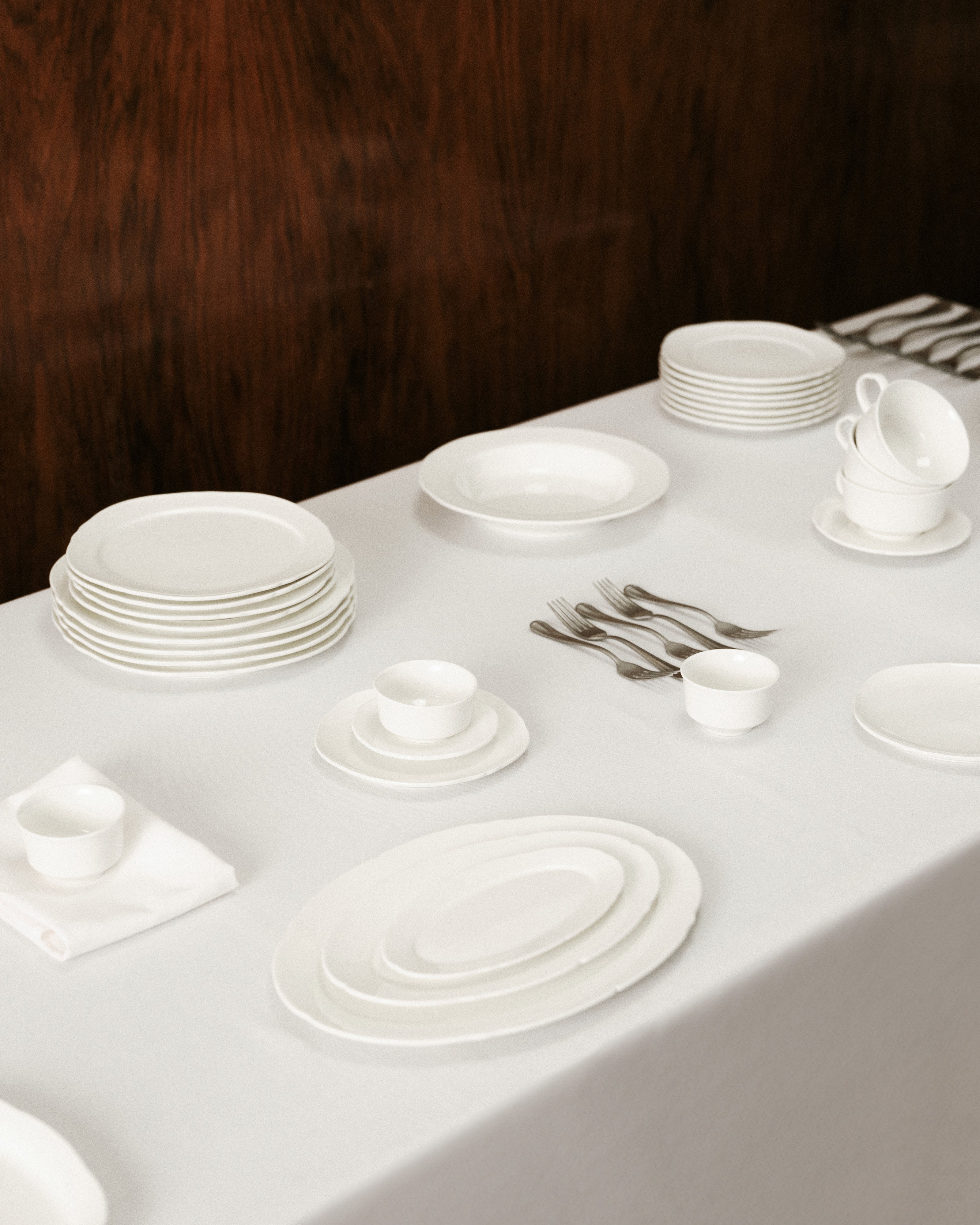 Serax Silhouette oválný talíř S bílý porcelán