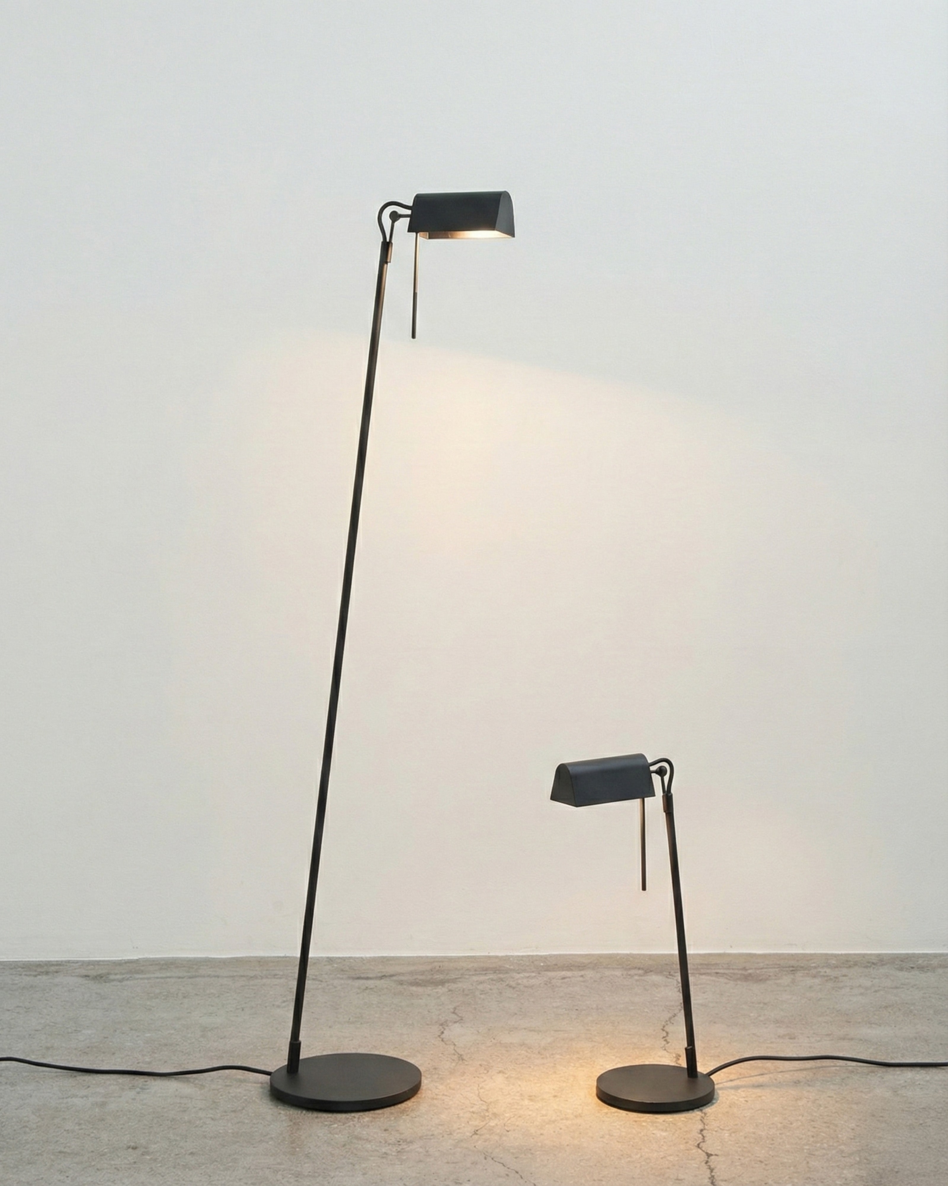 Serax Fold stojací lampa černá kov