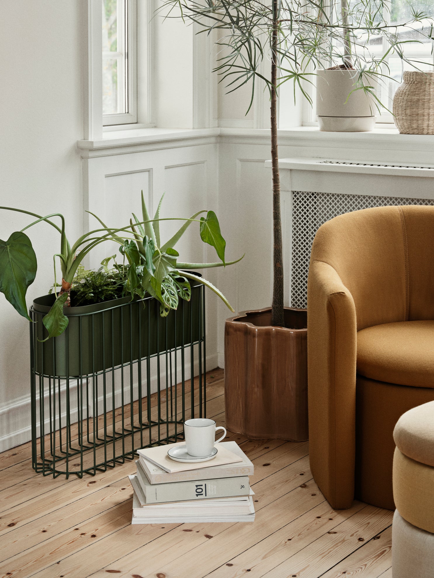 Broste Copenhagen Sonja Planter květináč velký