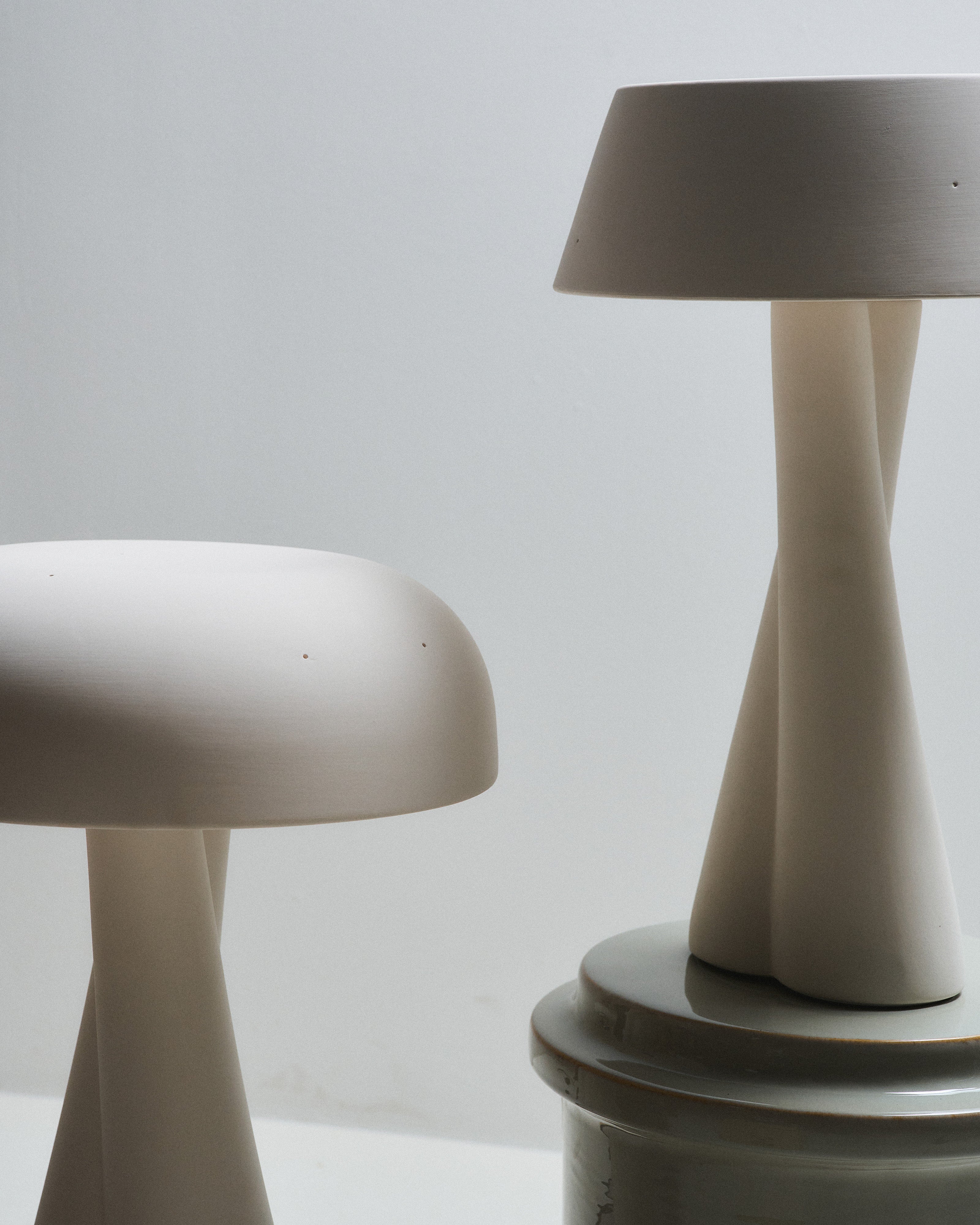 Serax Terres de Rêves Paulina 05 stolní lampa béžová
