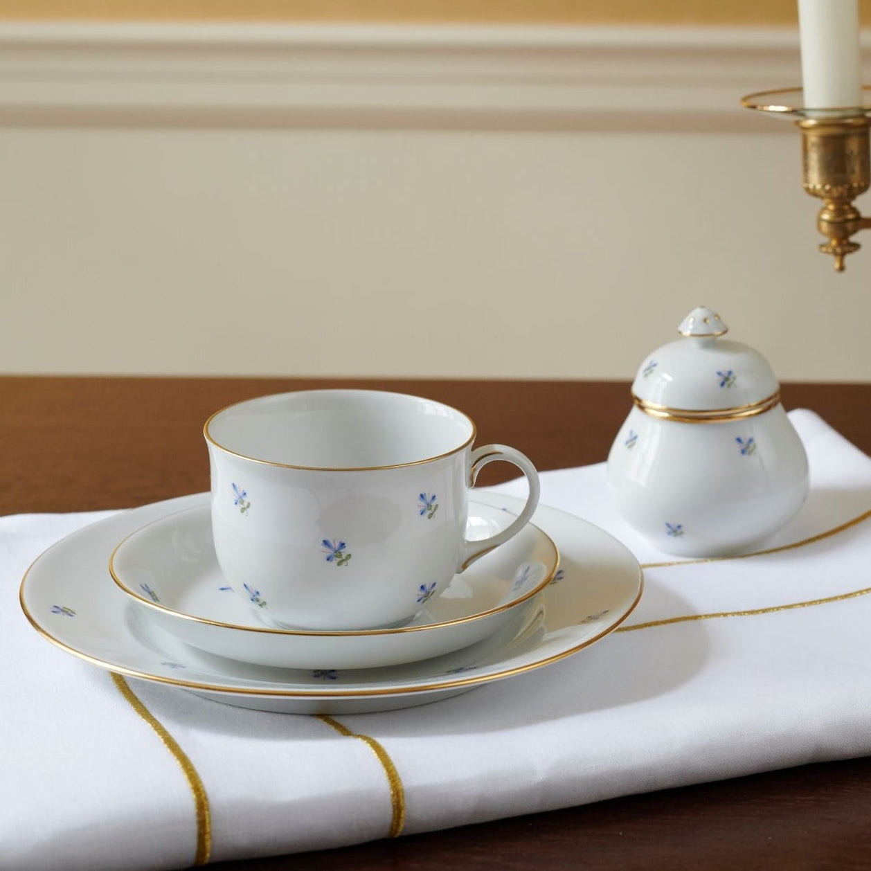Augarten Mozart jídelní talíř 25 cm bílý porcelánový