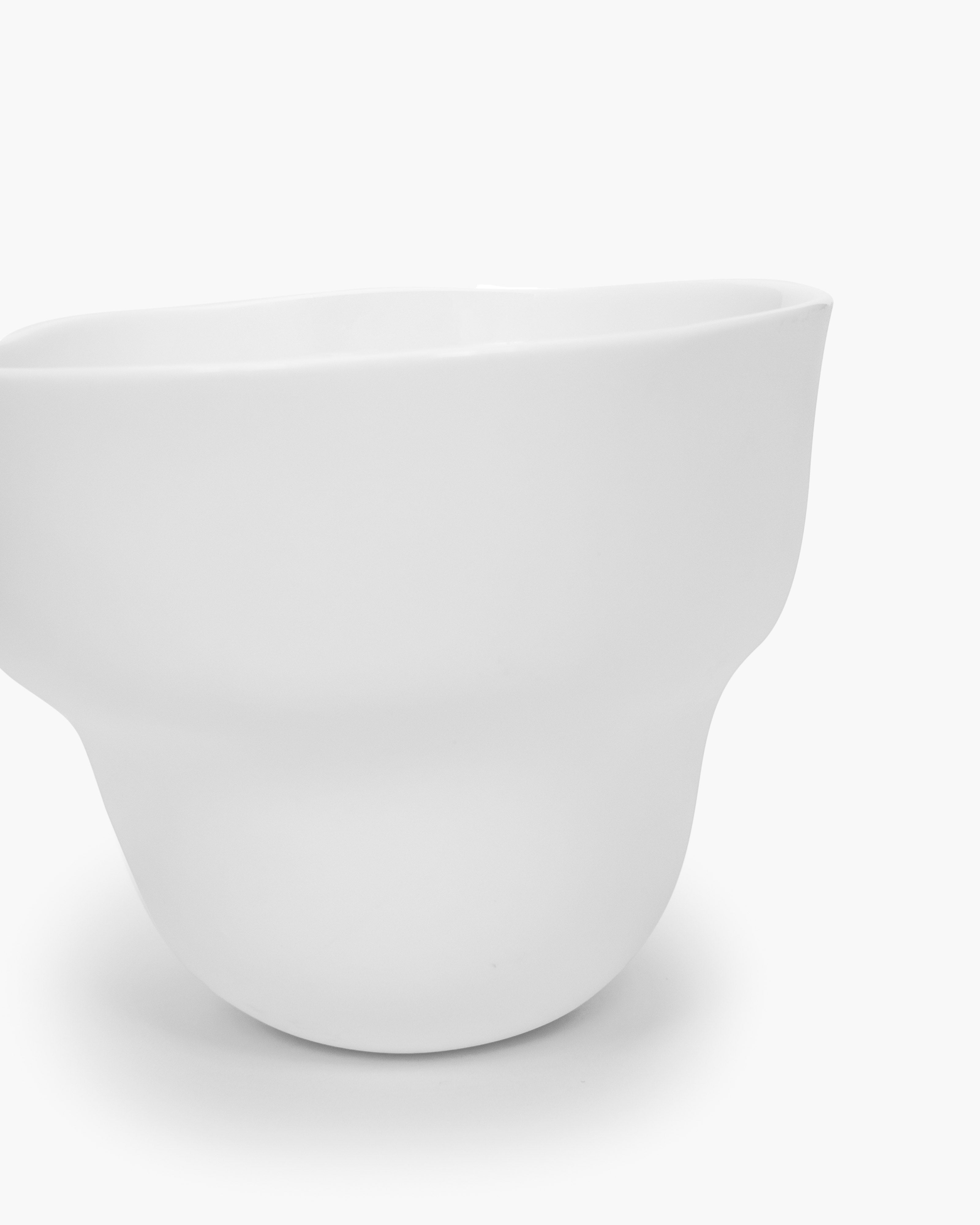 Serax Perfect Imperfection šálek bílý porcelán