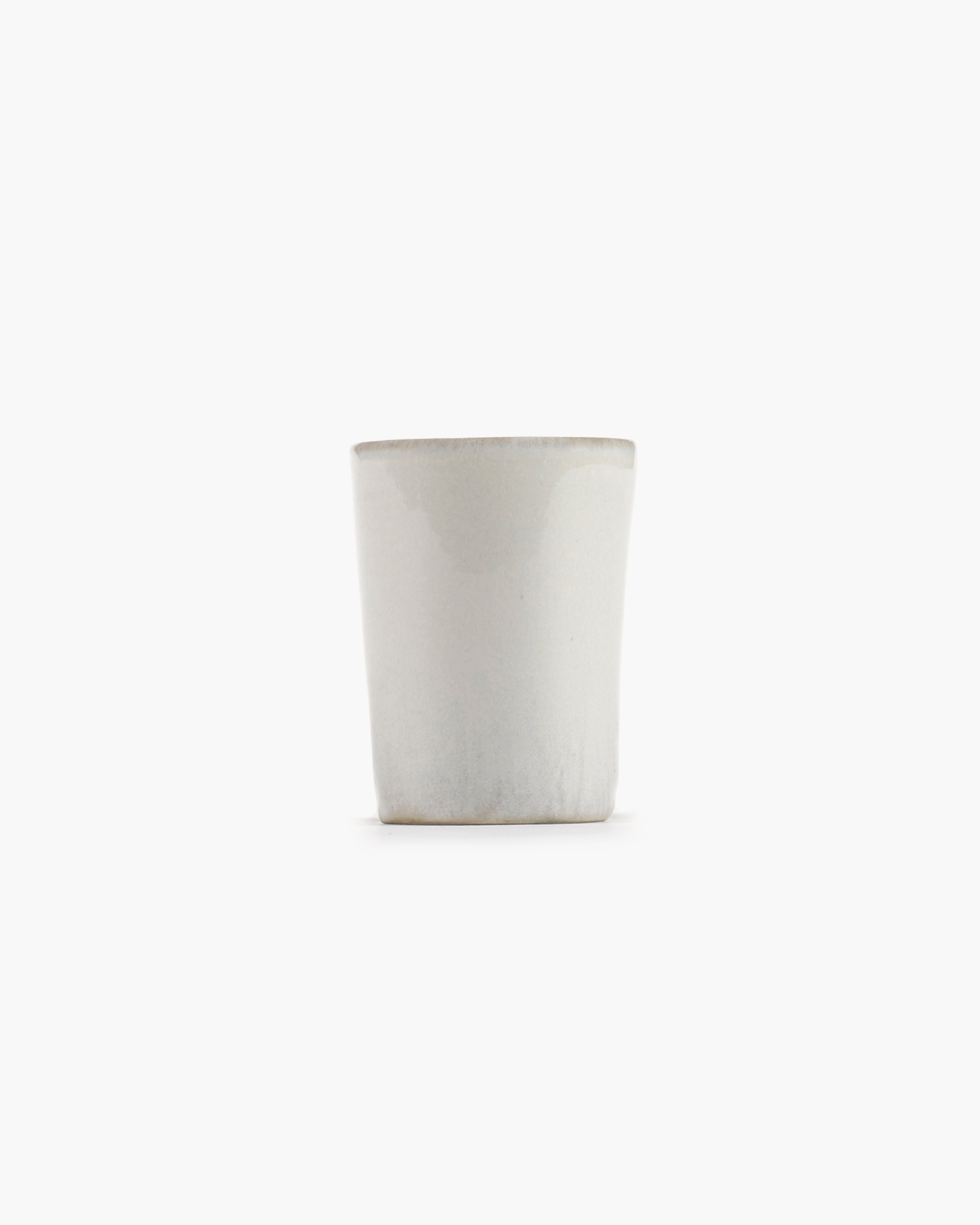Serax La Mère espresso kelímek bez ucha off-white
