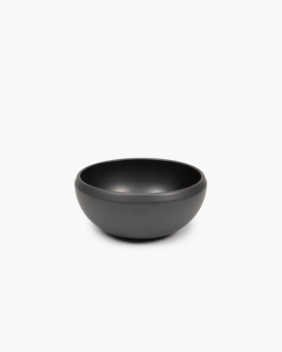 Serax Pure Bowl L mísa černá kamenina