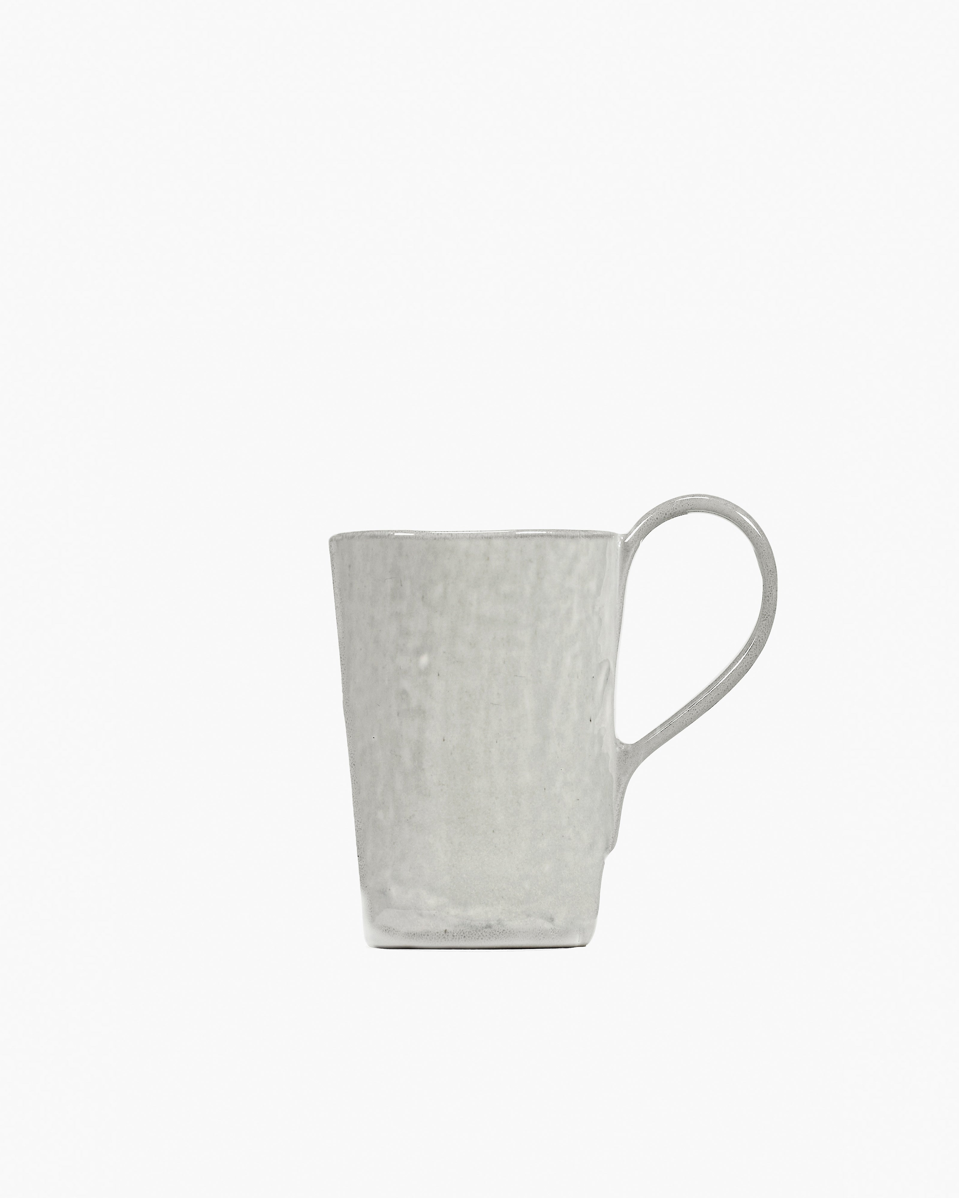 Serax La Mère hrnek off-white keramický s uchem