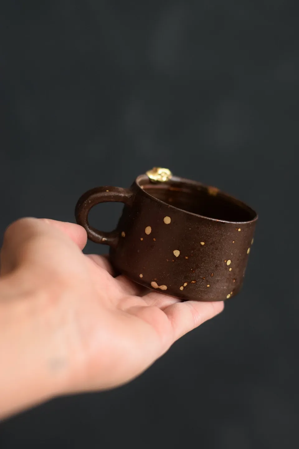 Terra Ceramics Prague CHIMCHIMS espresso šálek 100 ml hnědý