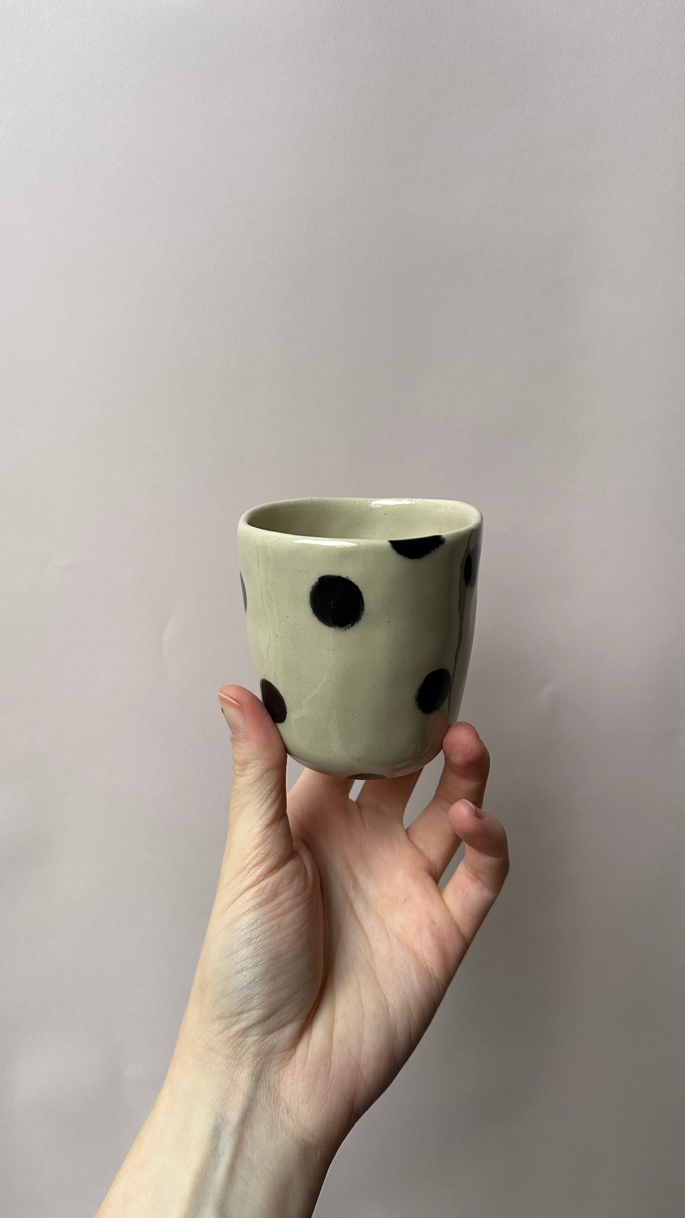 Engoba Puntičkář hrnek 215 ml puntíkovaný
