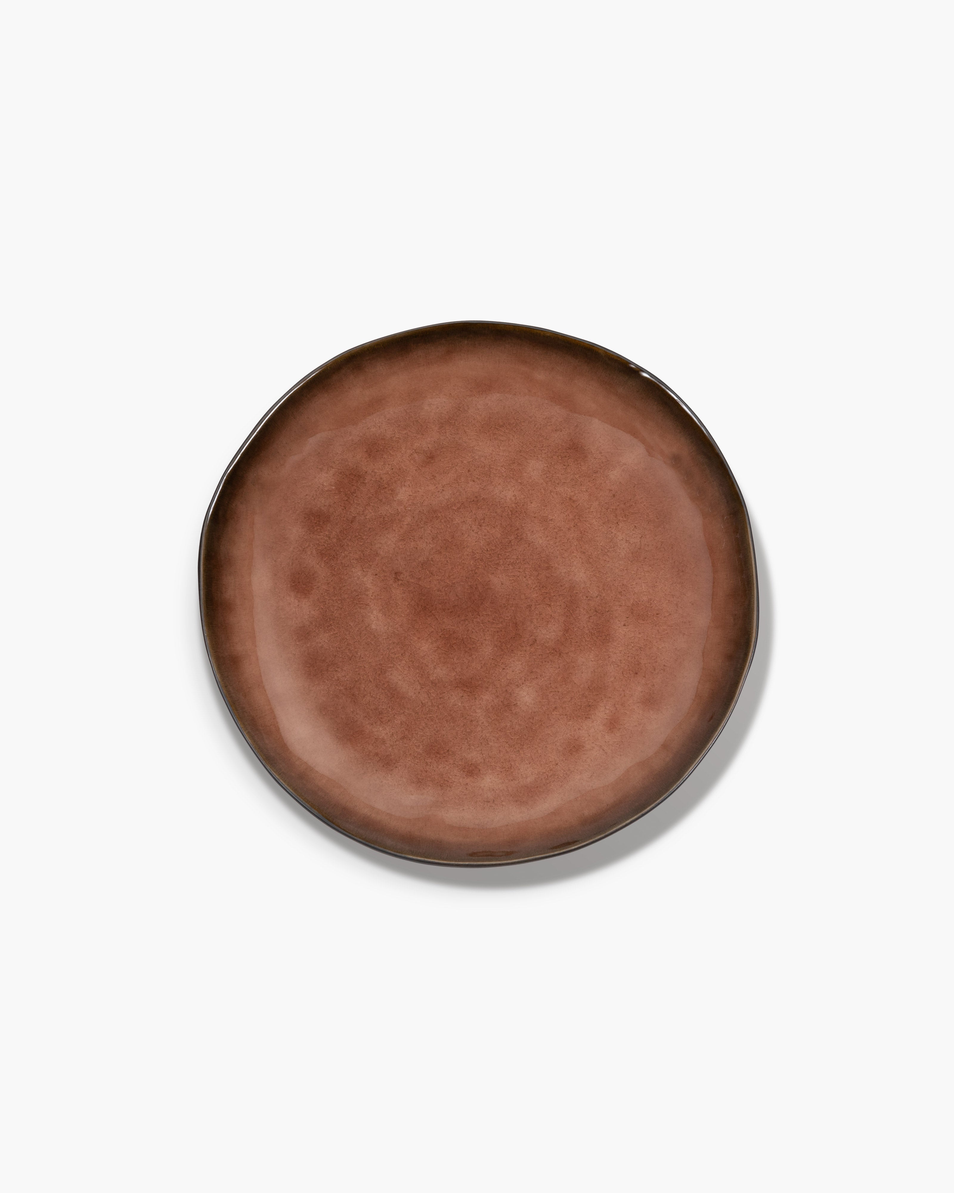 Serax Pure jídelní talíř hnědý hliněný
