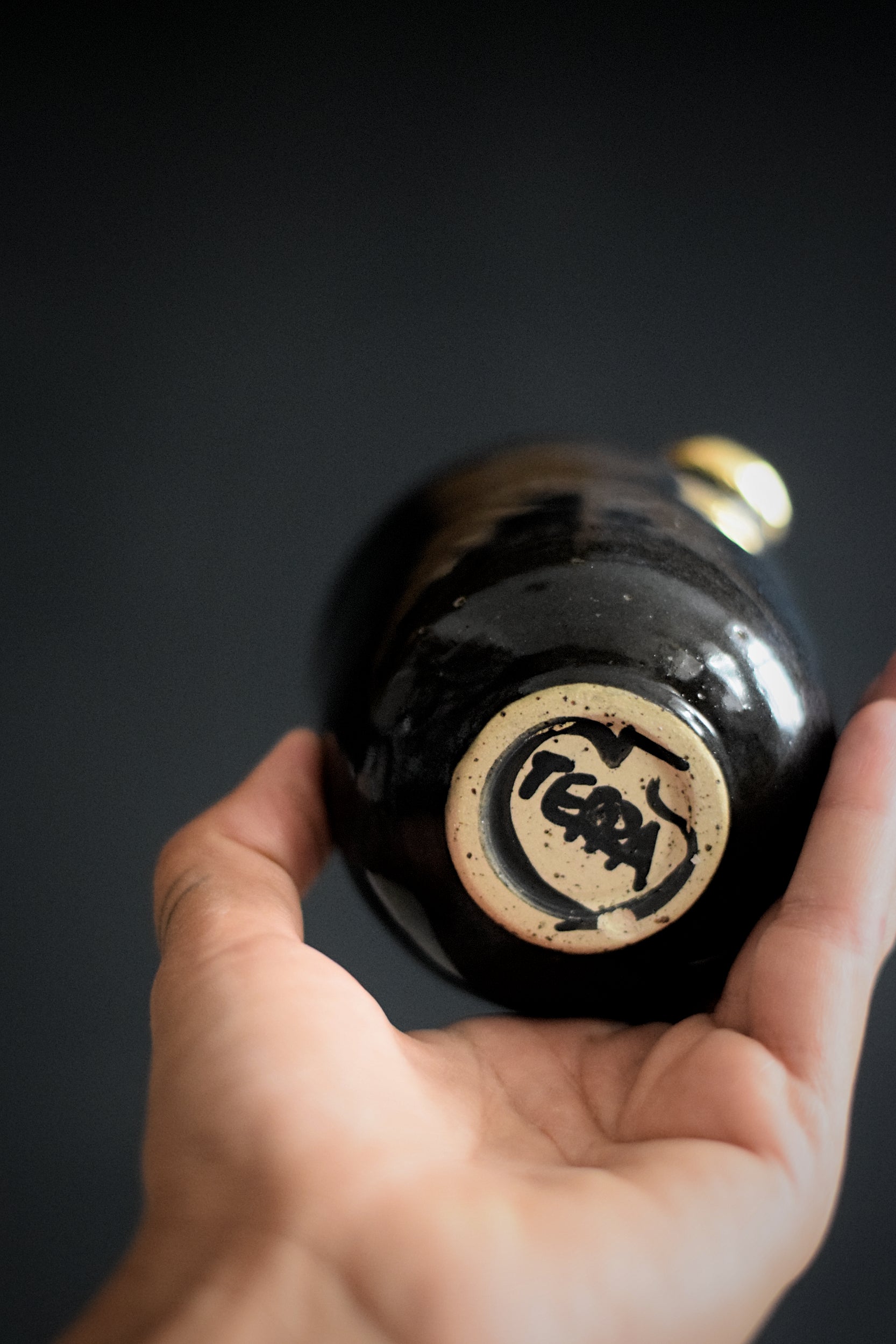 Terra Ceramics Prague Yuri hrnek 200 ml modrý zlatá perla