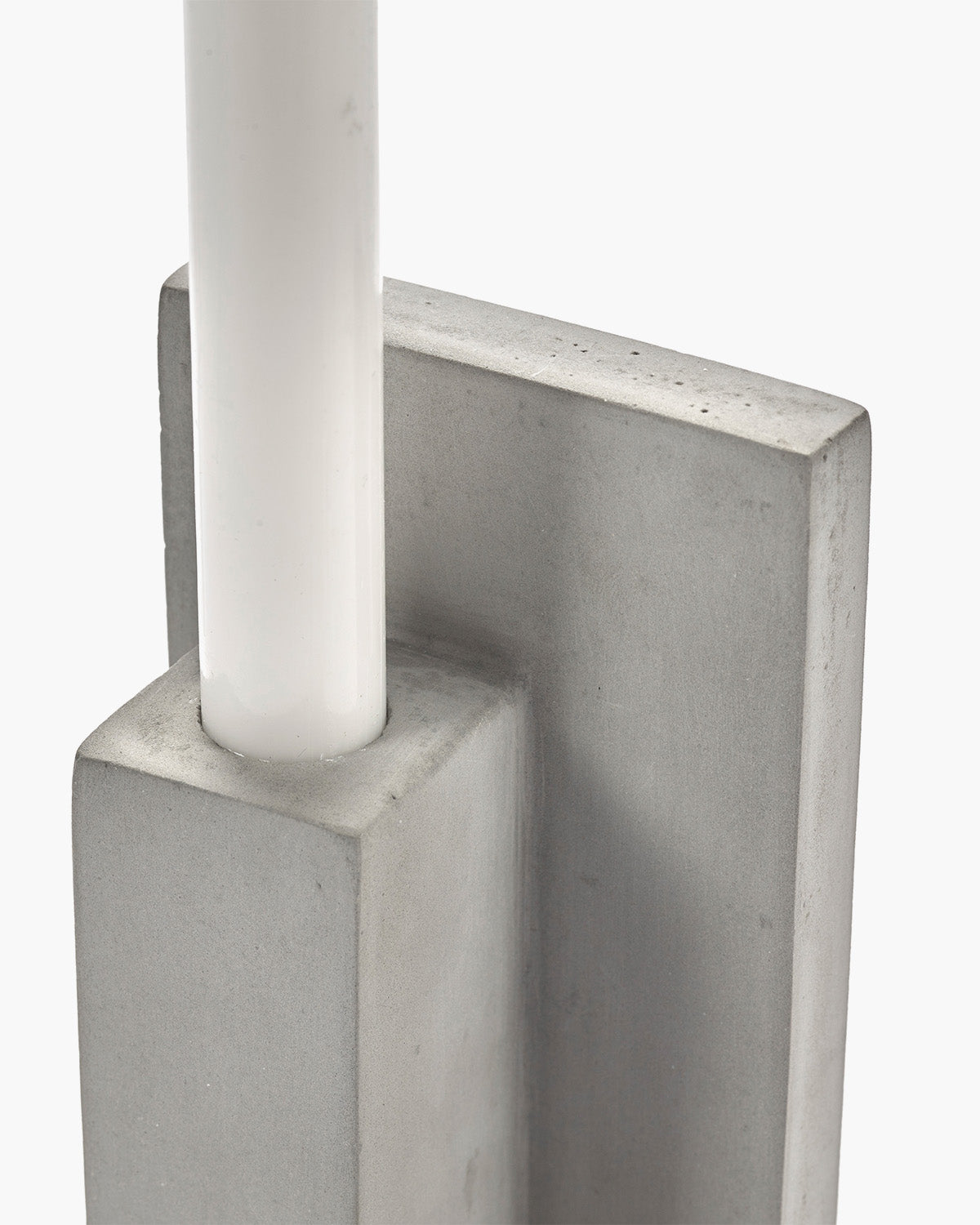 Serax Werk S svícen šedý beton