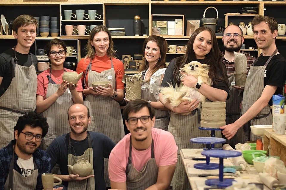 Terra Ceramics Prague Ceramic & Wine teambuilding 120 min