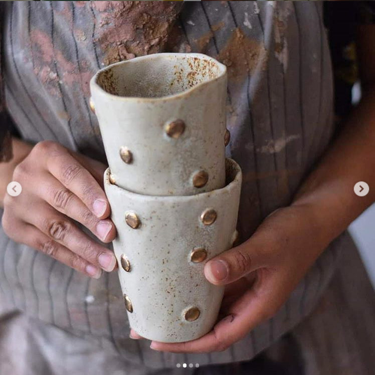 Terra Ceramics Prague Polka Dot stojánek na tužky puntíkovaný