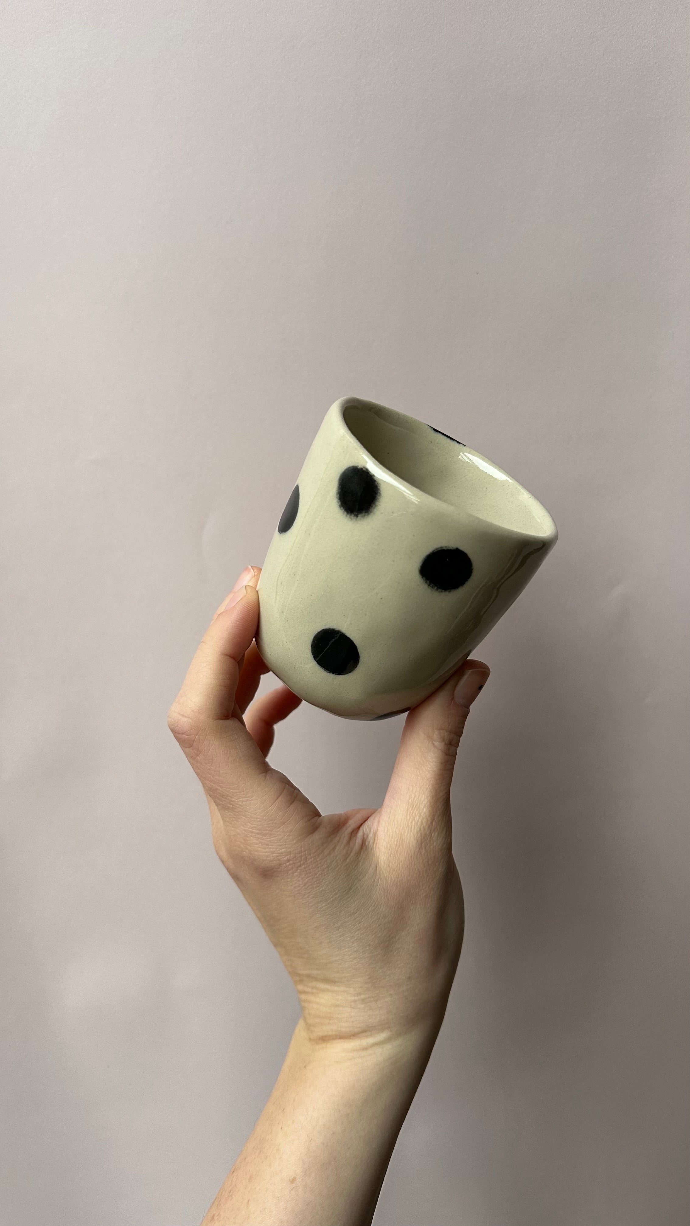 Engoba Puntičkář hrnek 215 ml puntíkovaný