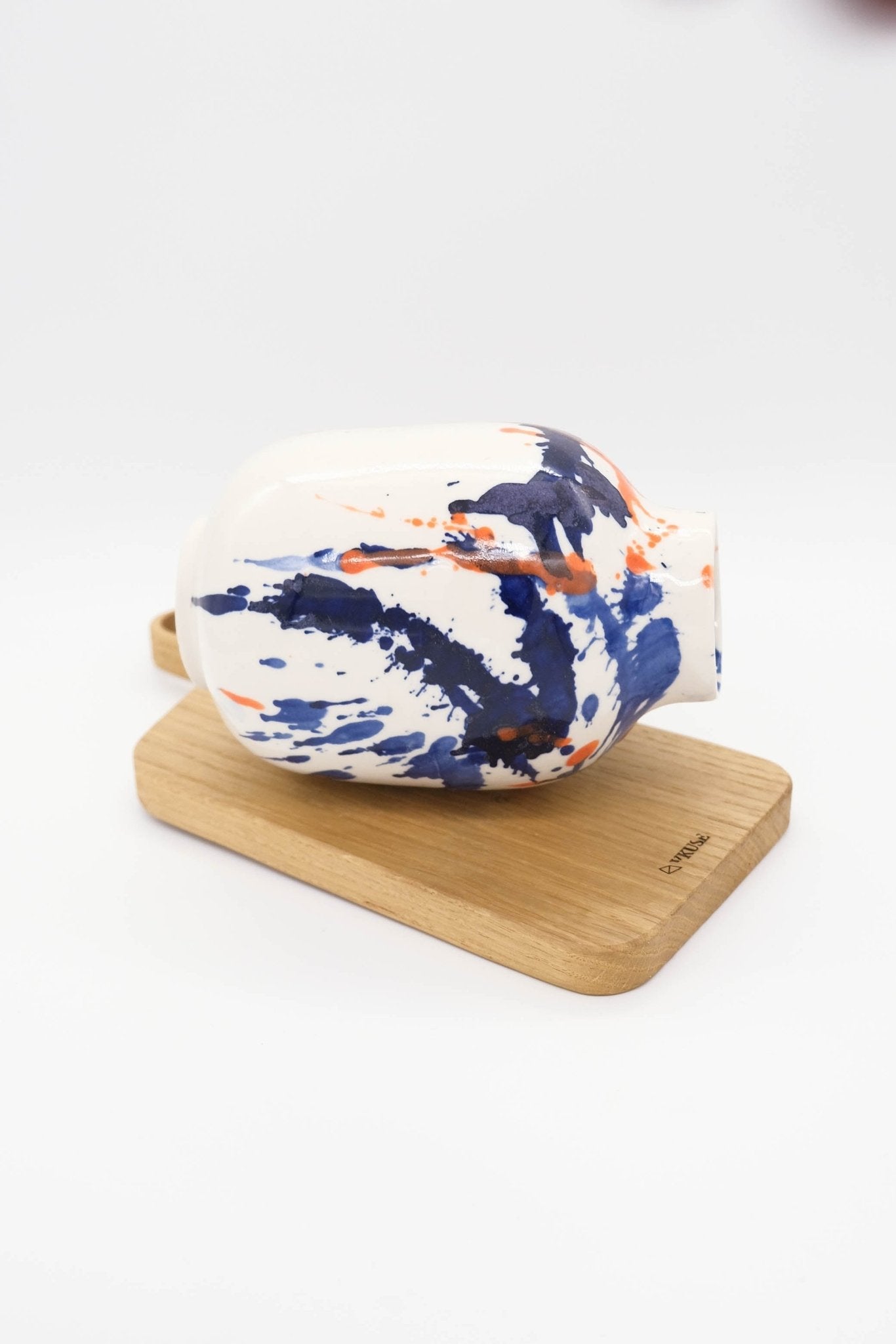VKUSE Calla váza L kobaltová porcelán